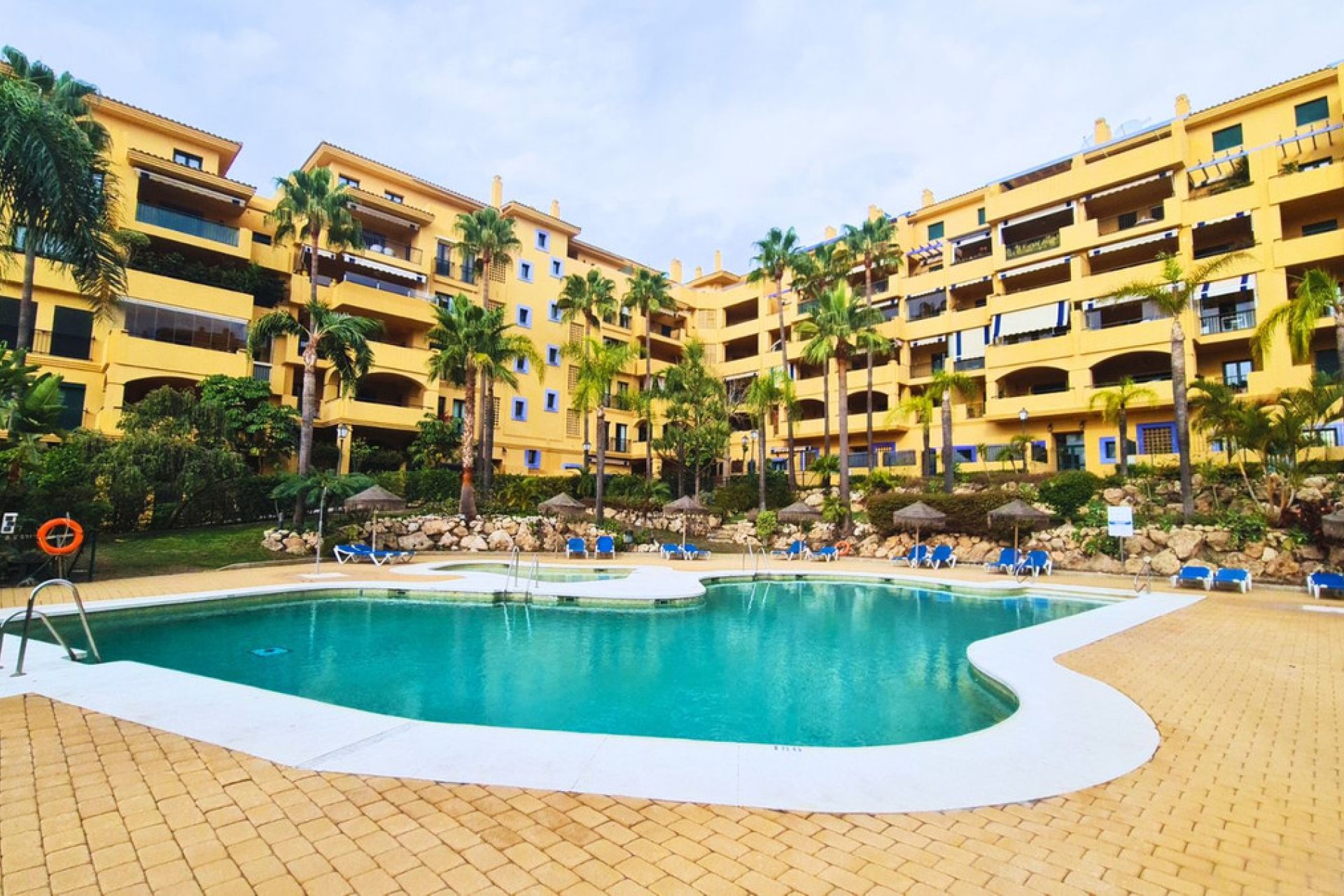 Resale - Apartment - Ground Floor Apartment - Marbella - San Pedro De Alcantara