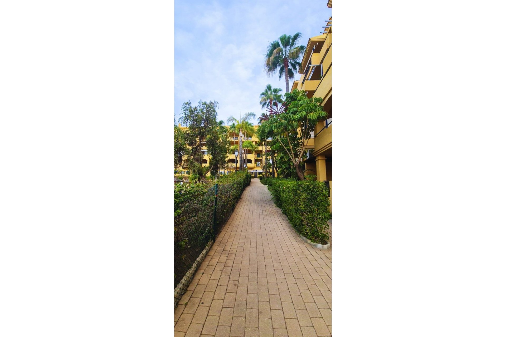 Resale - Apartment - Ground Floor Apartment - Marbella - San Pedro De Alcantara