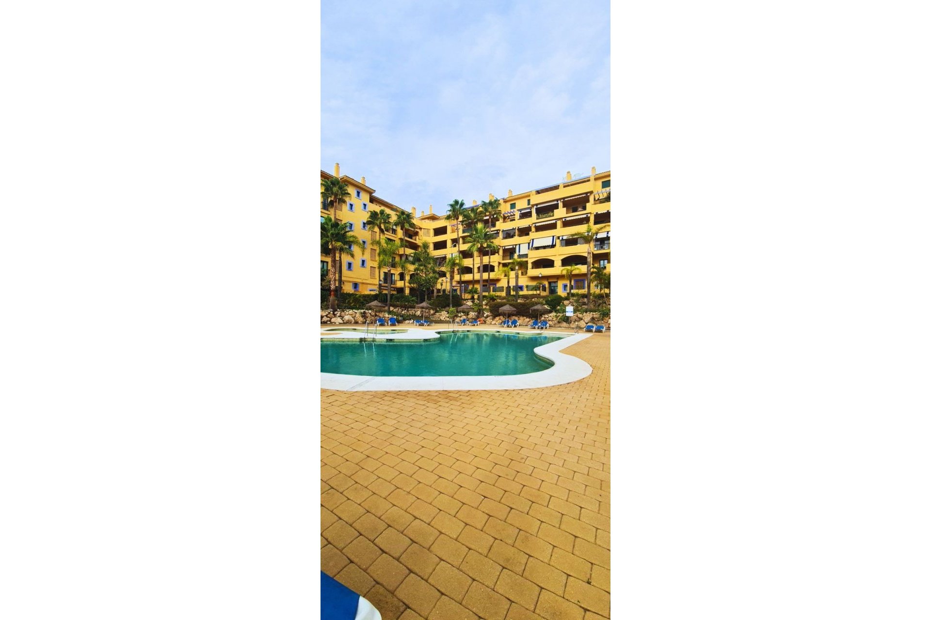 Resale - Apartment - Ground Floor Apartment - Marbella - San Pedro De Alcantara