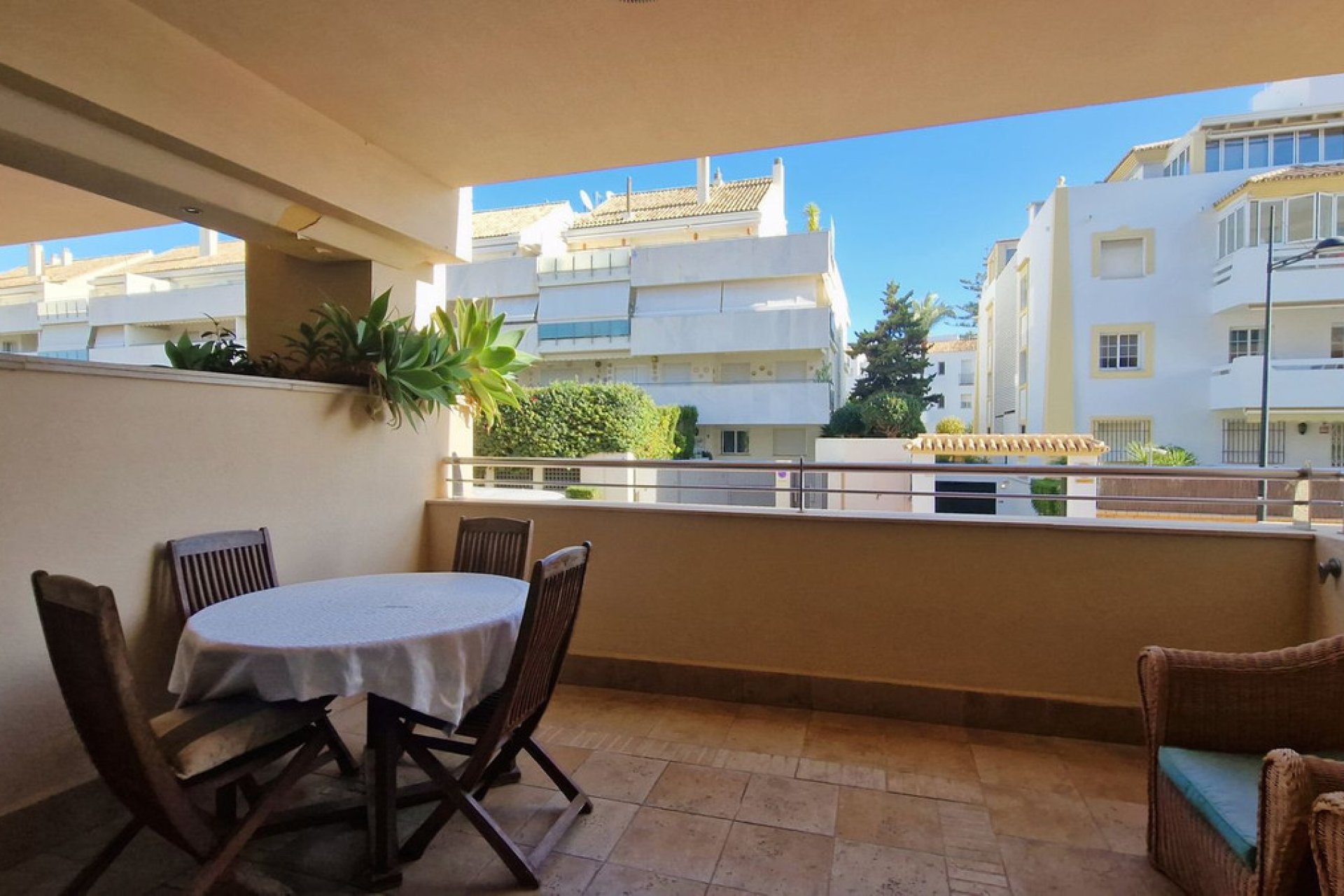 Resale - Apartment - Ground Floor Apartment - Marbella - San Pedro De Alcantara