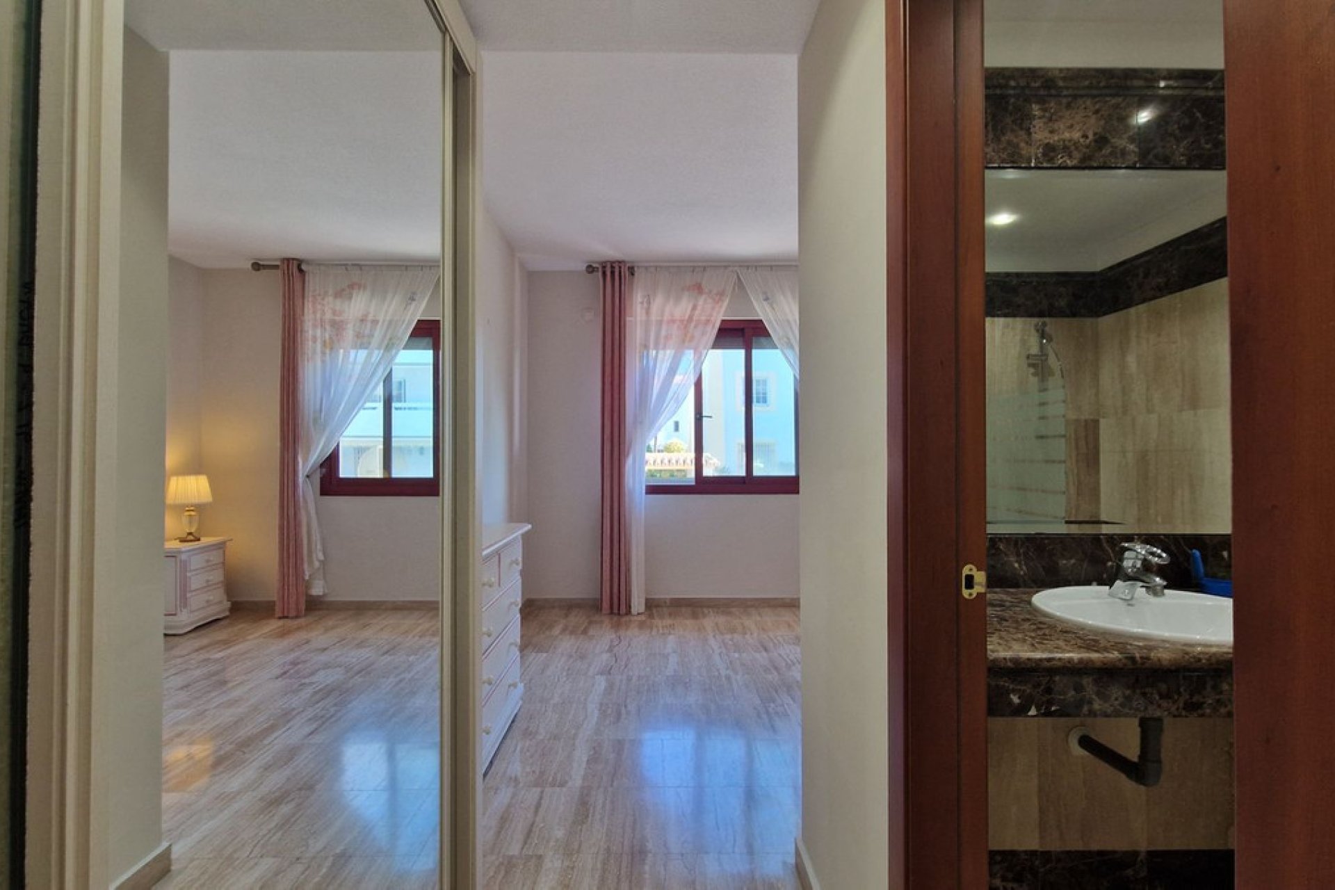 Resale - Apartment - Ground Floor Apartment - Marbella - San Pedro De Alcantara