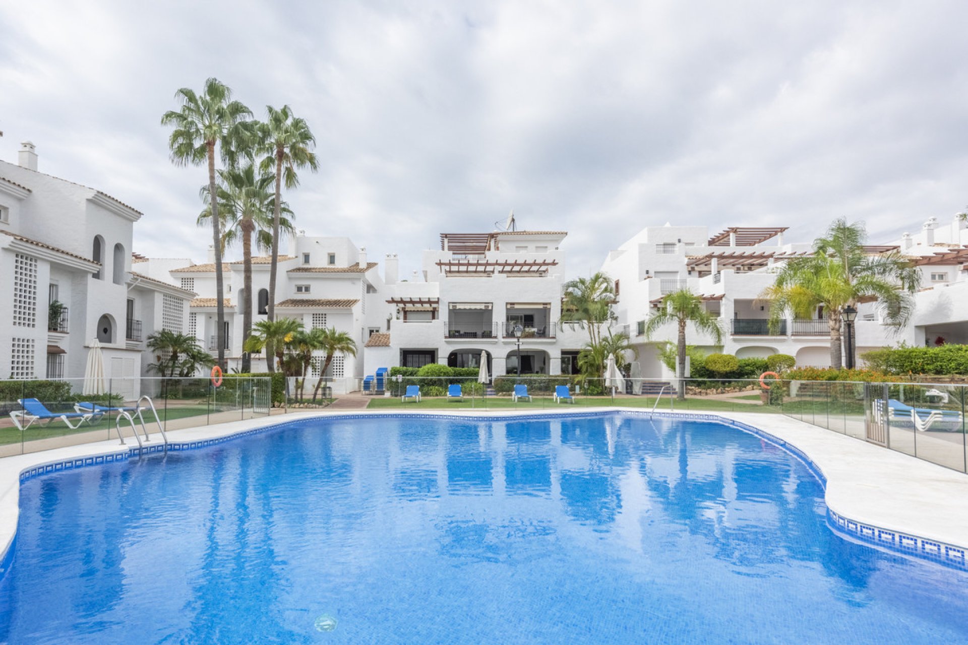 Resale - Apartment - Ground Floor Apartment - Marbella - San Pedro De Alcantara