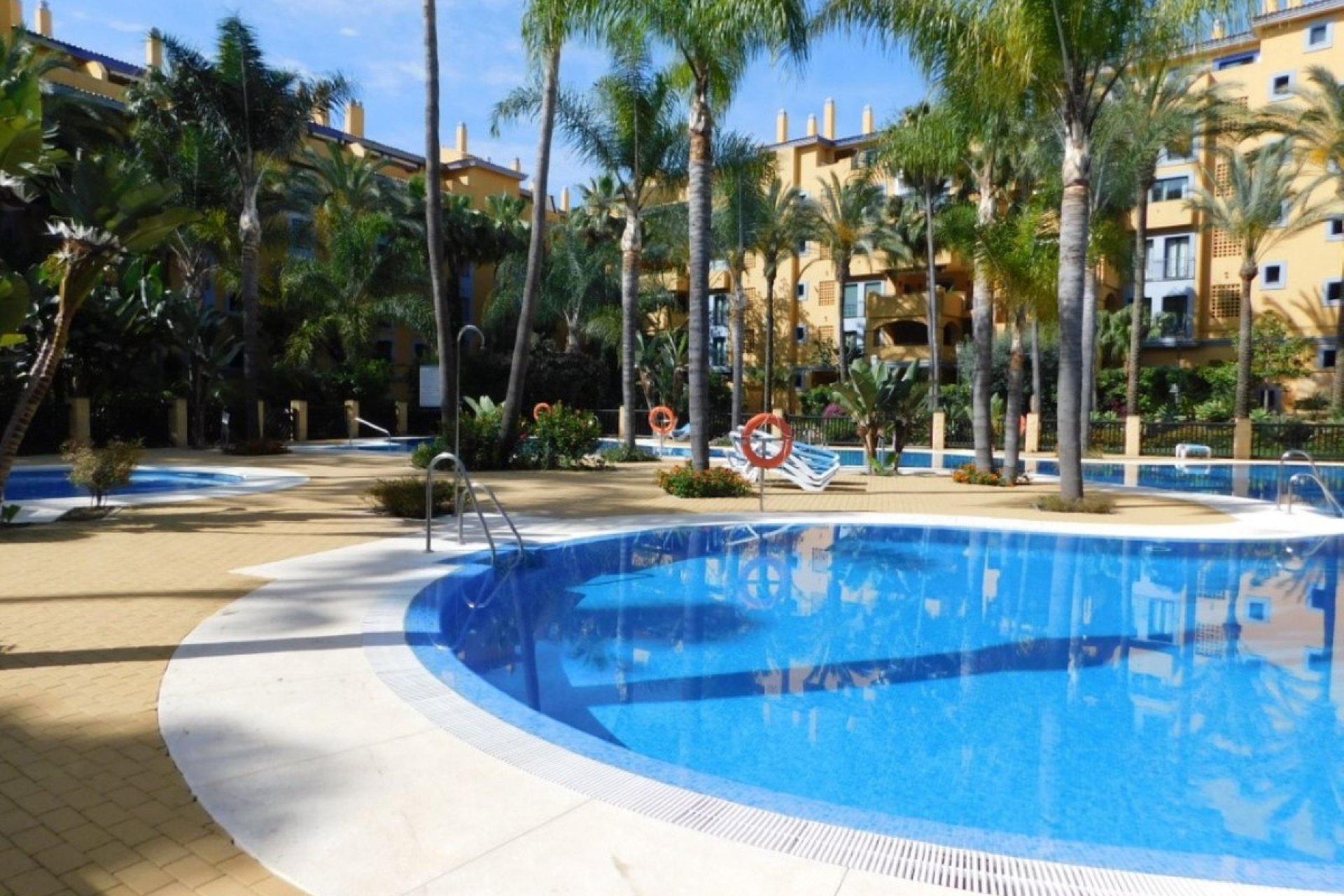 Resale - Apartment - Ground Floor Apartment - Marbella - San Pedro De Alcantara