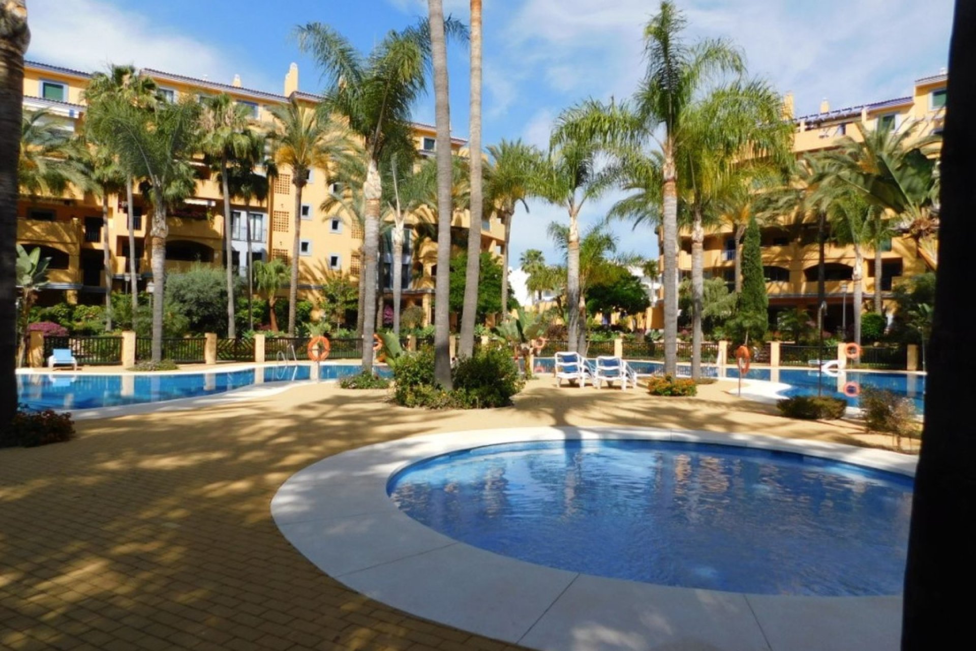 Resale - Apartment - Ground Floor Apartment - Marbella - San Pedro De Alcantara