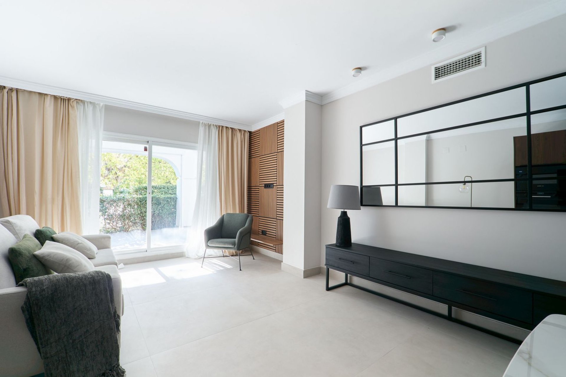 Resale - Apartment - Ground Floor Apartment - Marbella - San Pedro De Alcantara