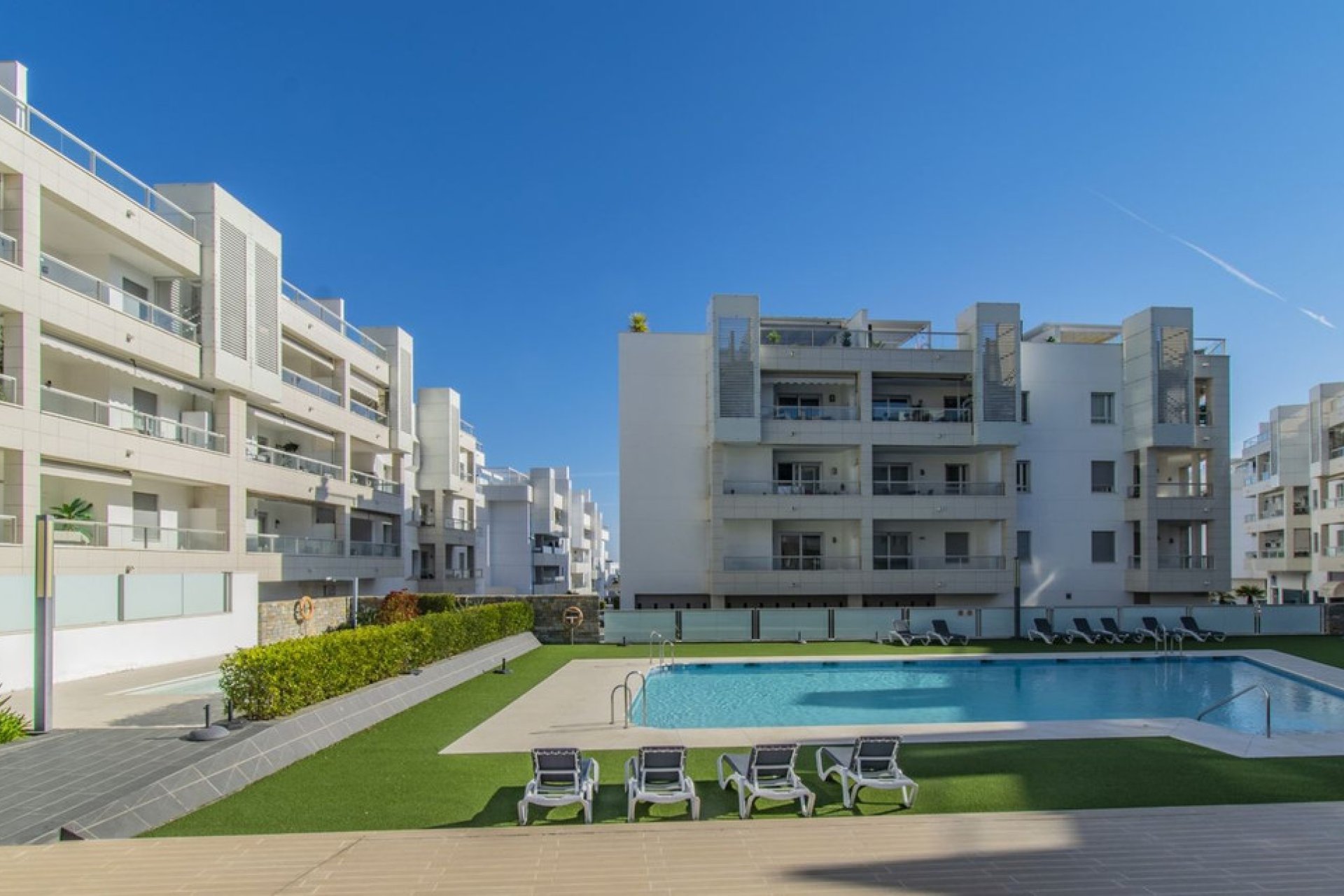 Resale - Apartment - Ground Floor Apartment - Marbella - San Pedro De Alcantara