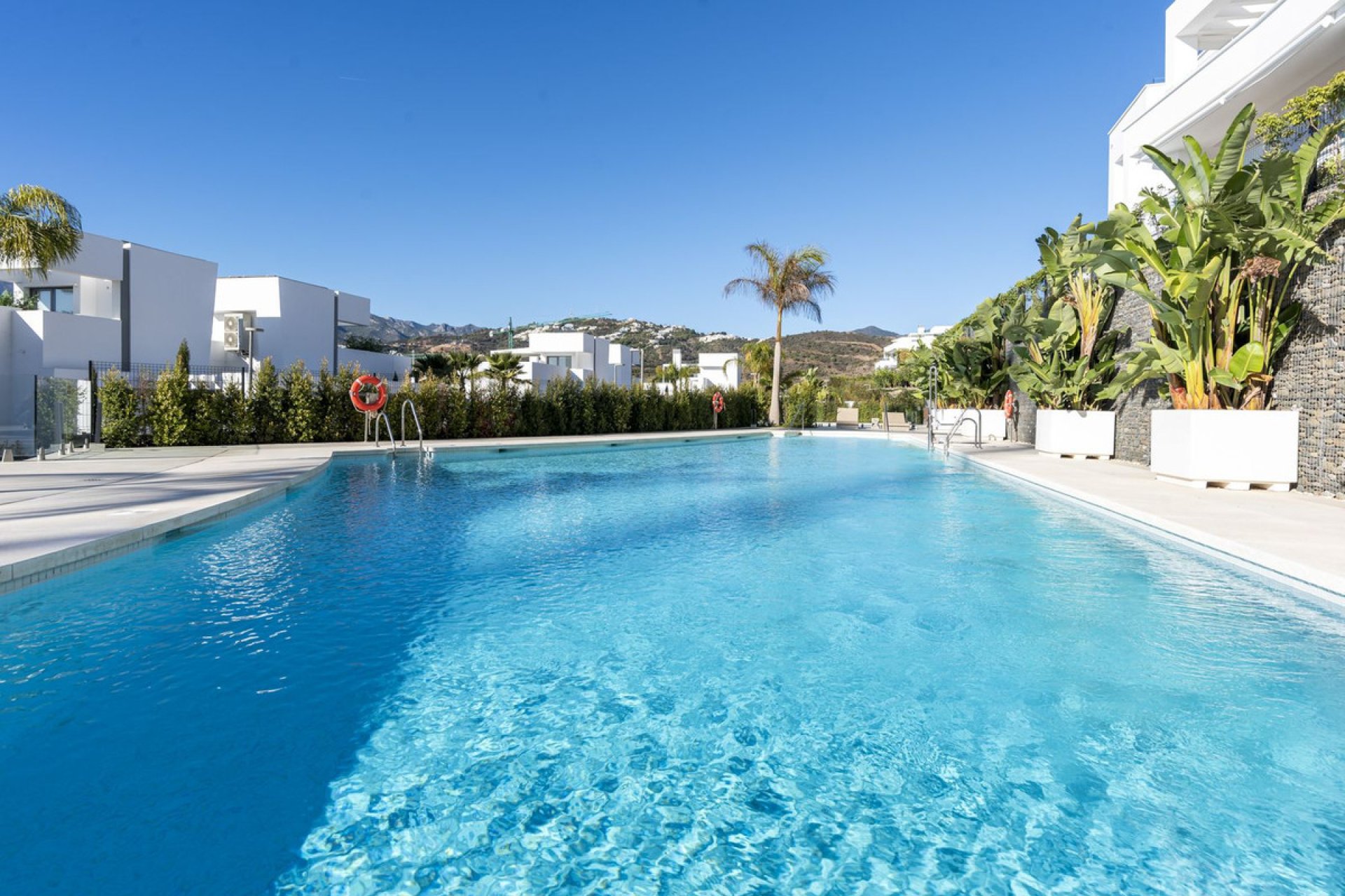 Resale - Apartment - Ground Floor Apartment - Marbella - Santa Clara