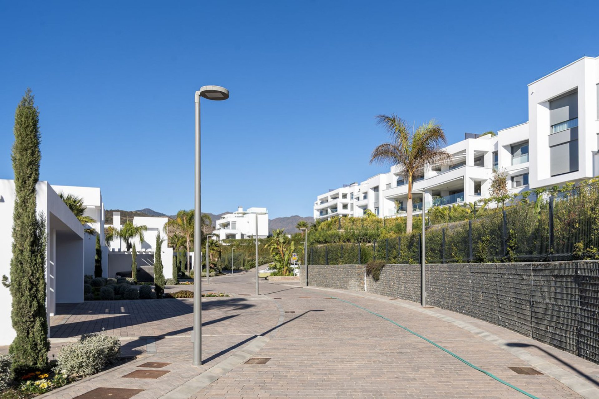 Resale - Apartment - Ground Floor Apartment - Marbella - Santa Clara