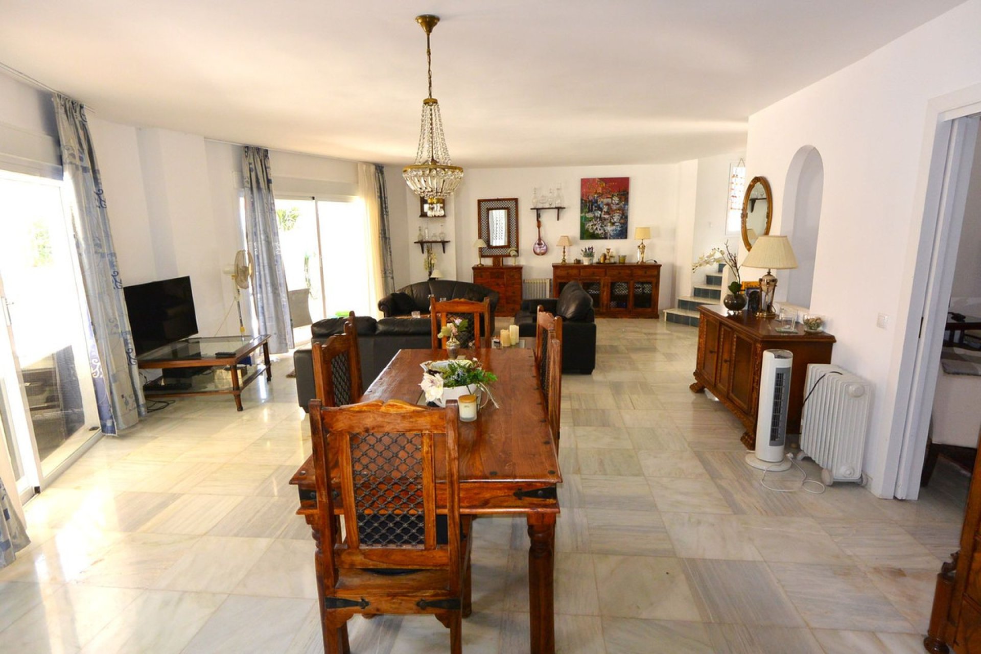 Resale - Apartment - Ground Floor Apartment - Marbella - The Golden Mile