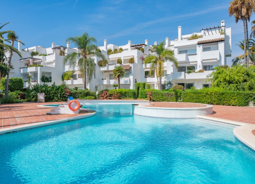 Resale - Apartment - Ground Floor Apartment - Marbella - The Golden Mile