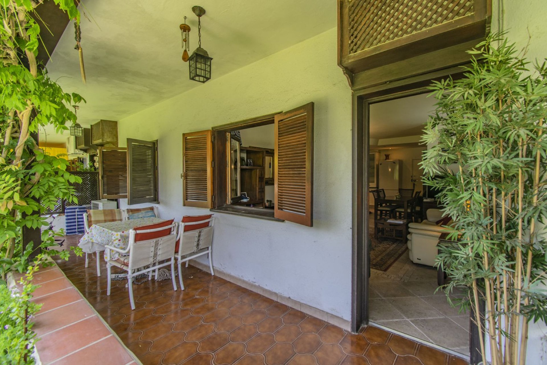 Resale - Apartment - Ground Floor Apartment - Marbella - The Golden Mile