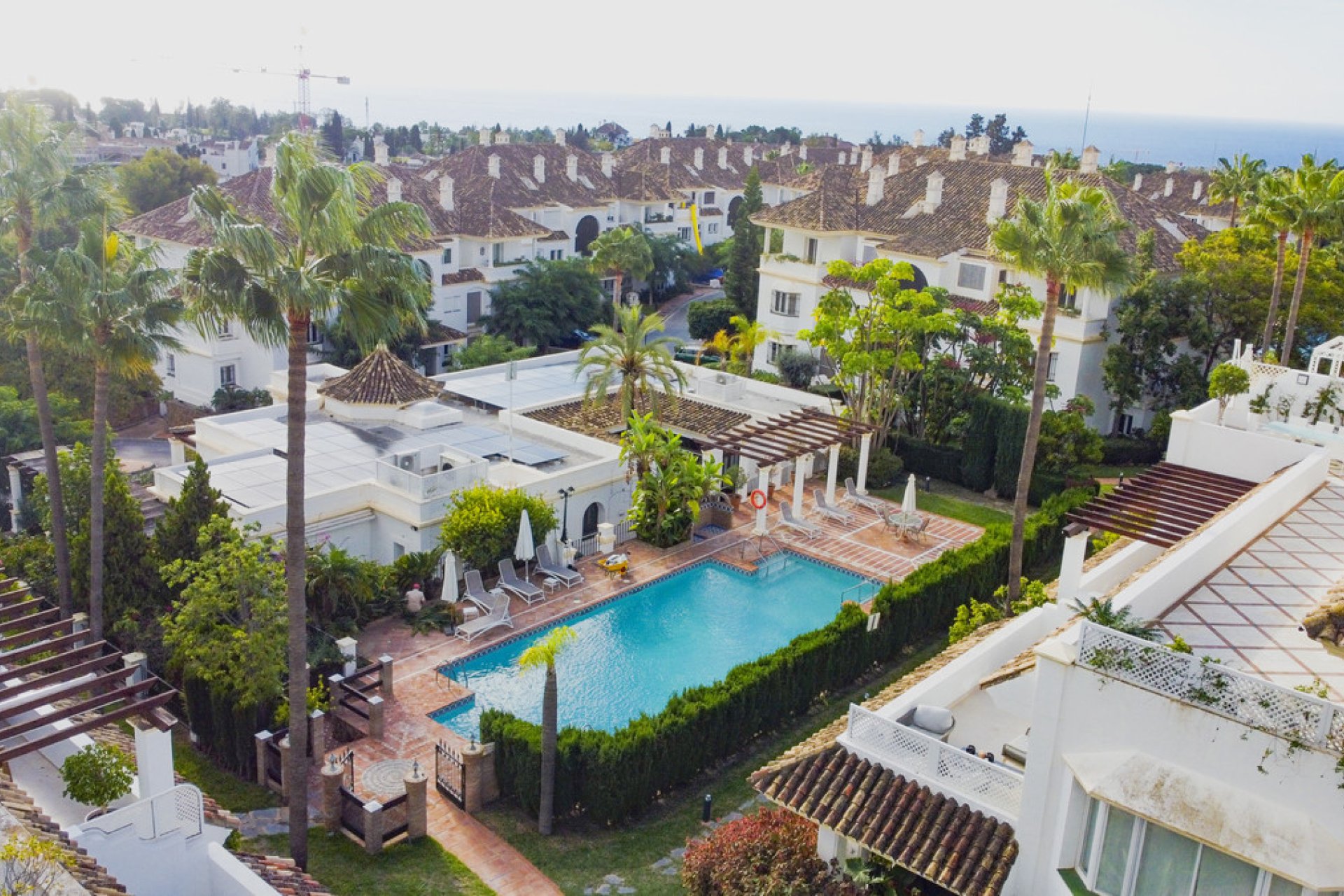 Resale - Apartment - Ground Floor Apartment - Marbella - The Golden Mile