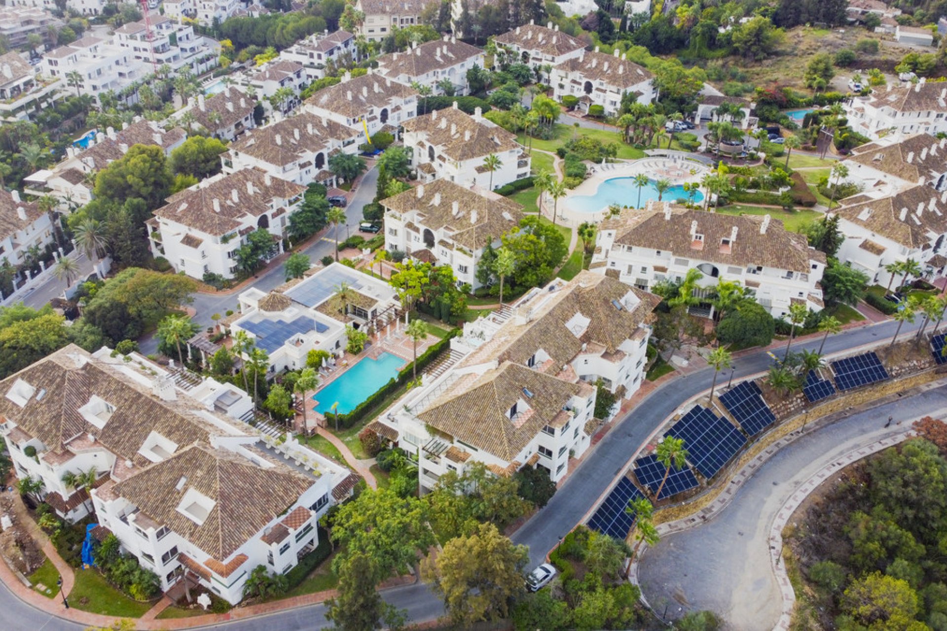 Resale - Apartment - Ground Floor Apartment - Marbella - The Golden Mile