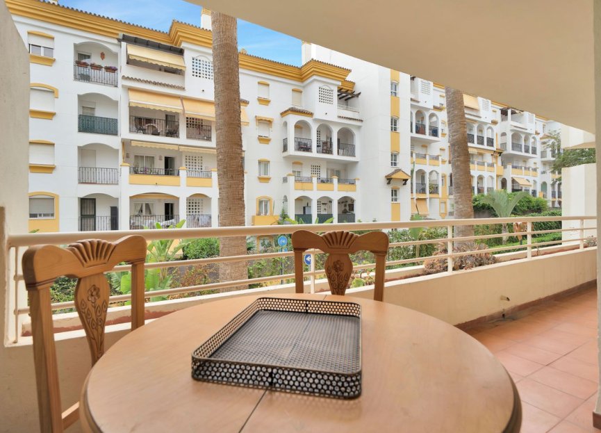 Resale - Apartment - Ground Floor Apartment - Marbella - The Golden Mile