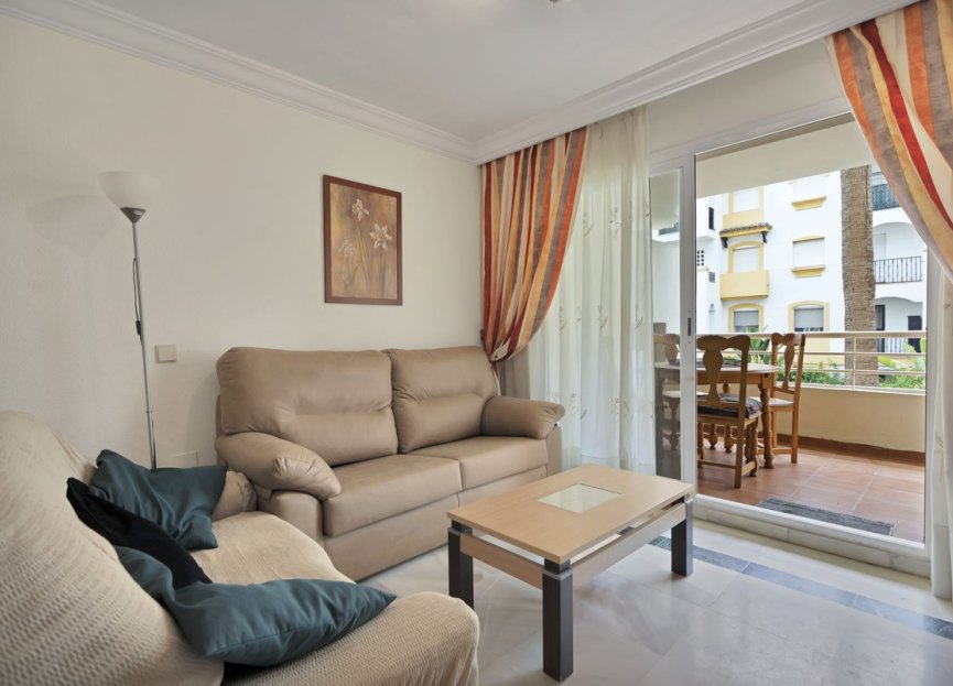 Resale - Apartment - Ground Floor Apartment - Marbella - The Golden Mile