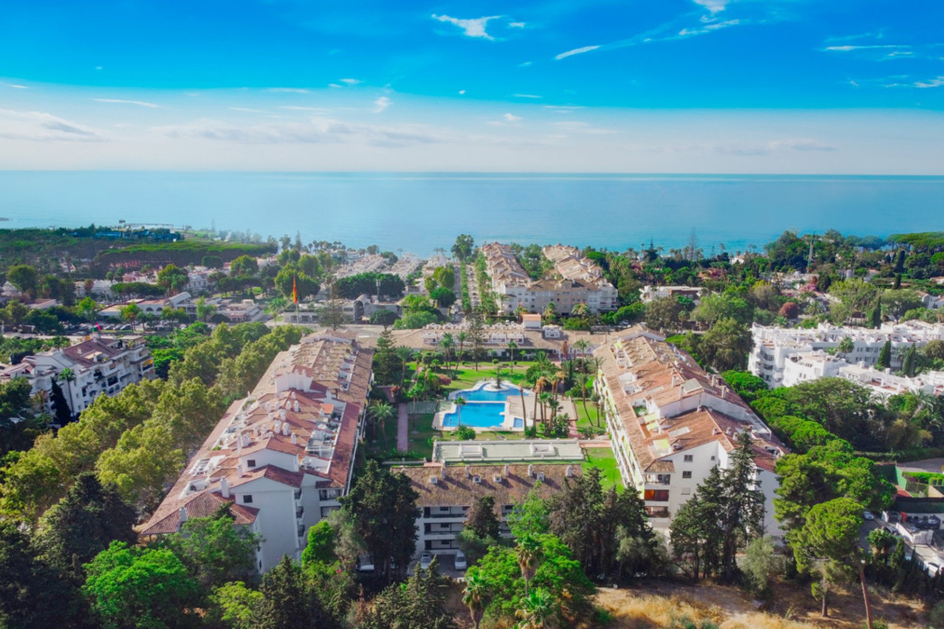 Resale - Apartment - Ground Floor Apartment - Marbella - The Golden Mile