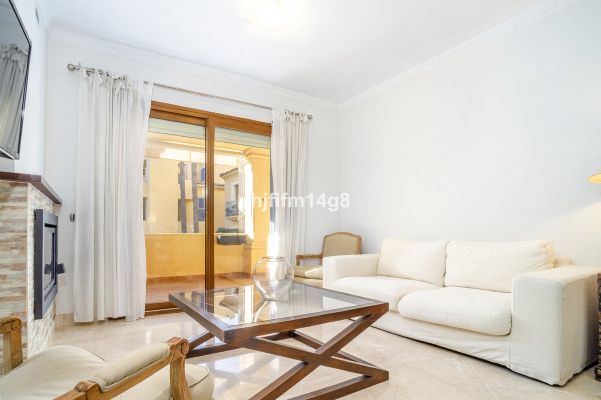 Resale - Apartment - Ground Floor Apartment - Marbella - The Golden Mile