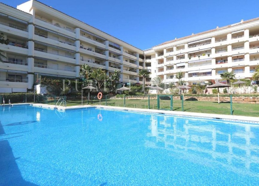 Resale - Apartment - Ground Floor Apartment - Marbella - The Golden Mile