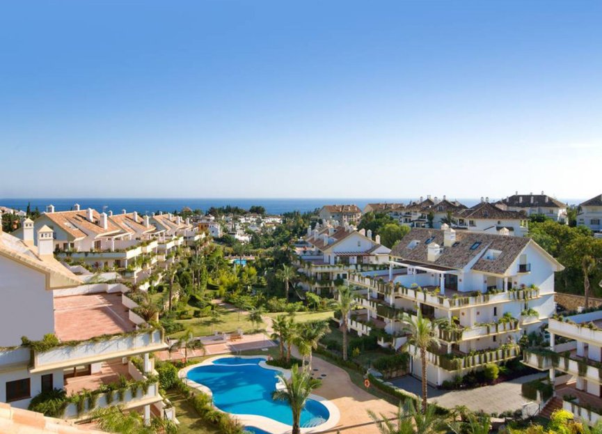 Resale - Apartment - Ground Floor Apartment - Marbella - The Golden Mile