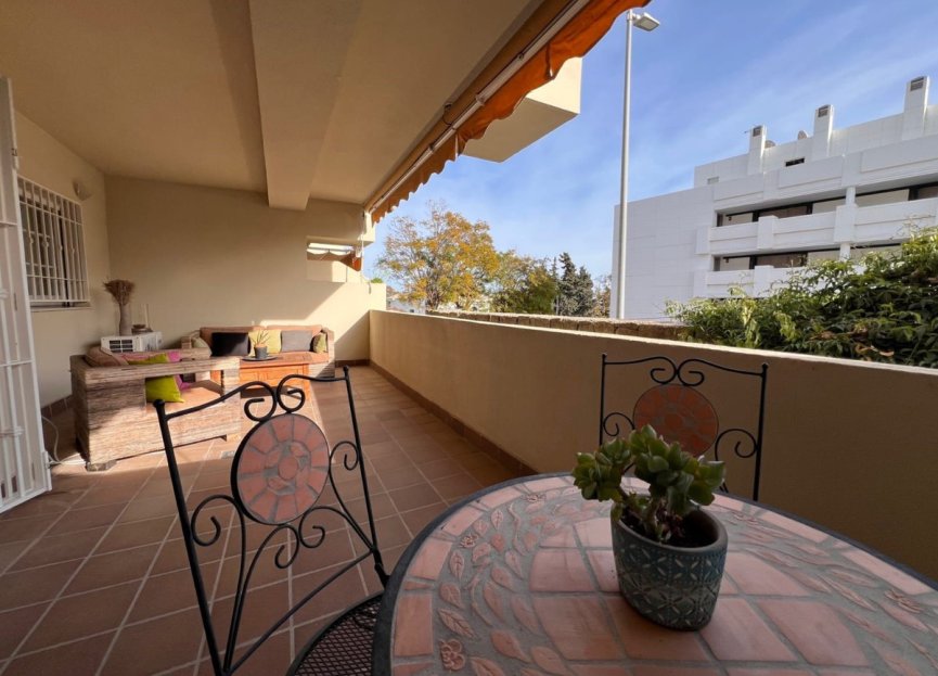 Resale - Apartment - Ground Floor Apartment - Marbella - The Golden Mile