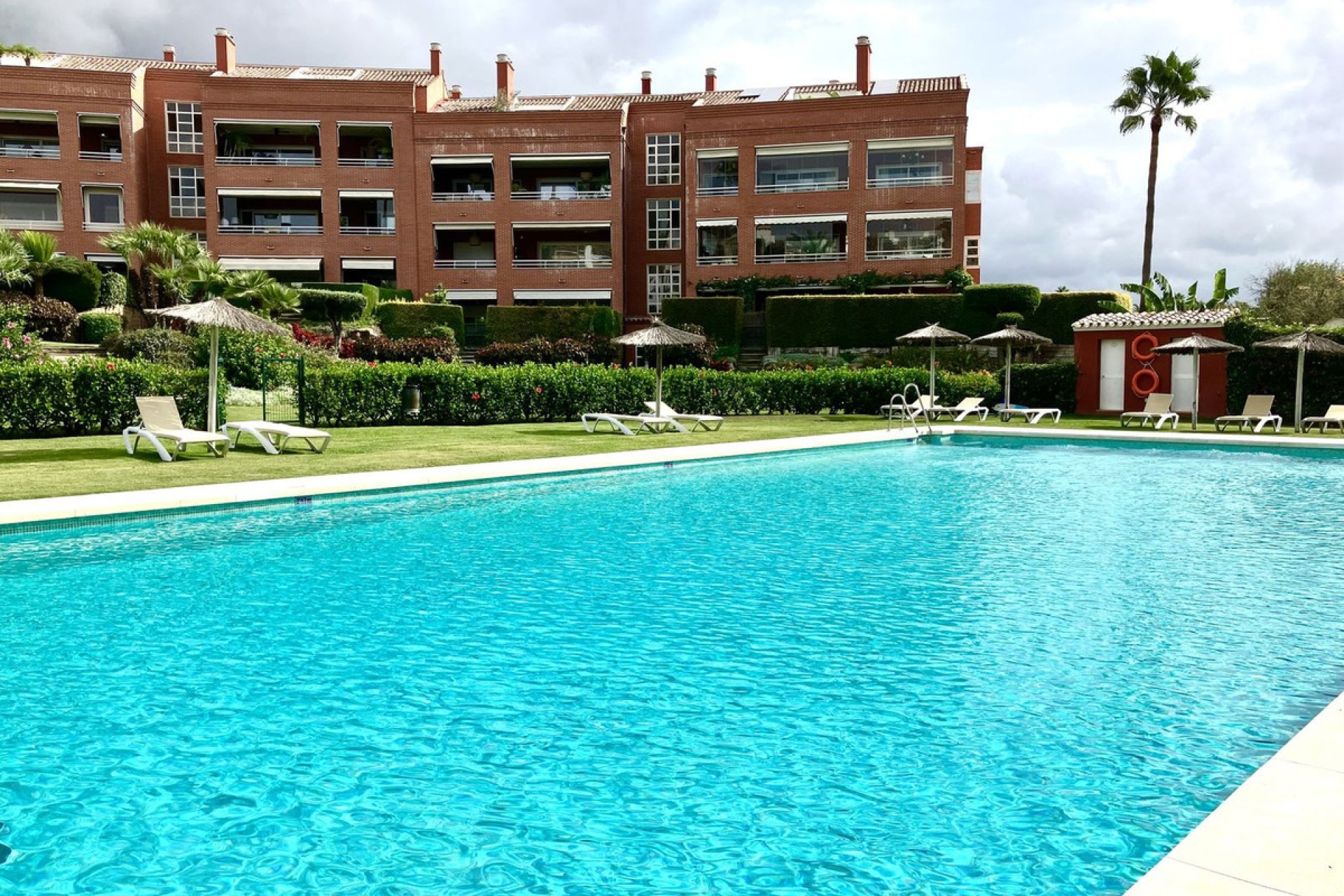 Resale - Apartment - Ground Floor Apartment - Marbella