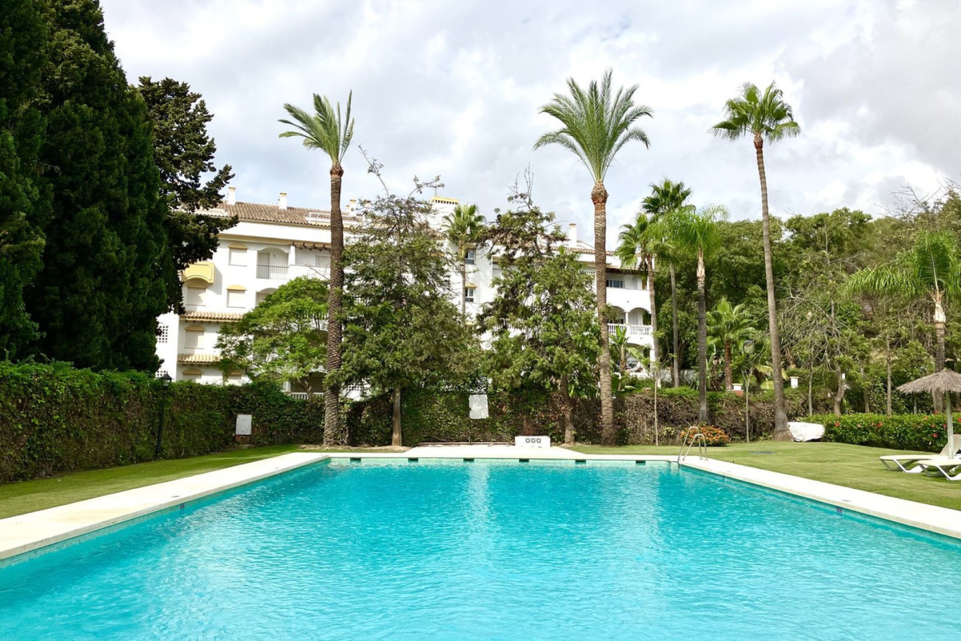 Resale - Apartment - Ground Floor Apartment - Marbella