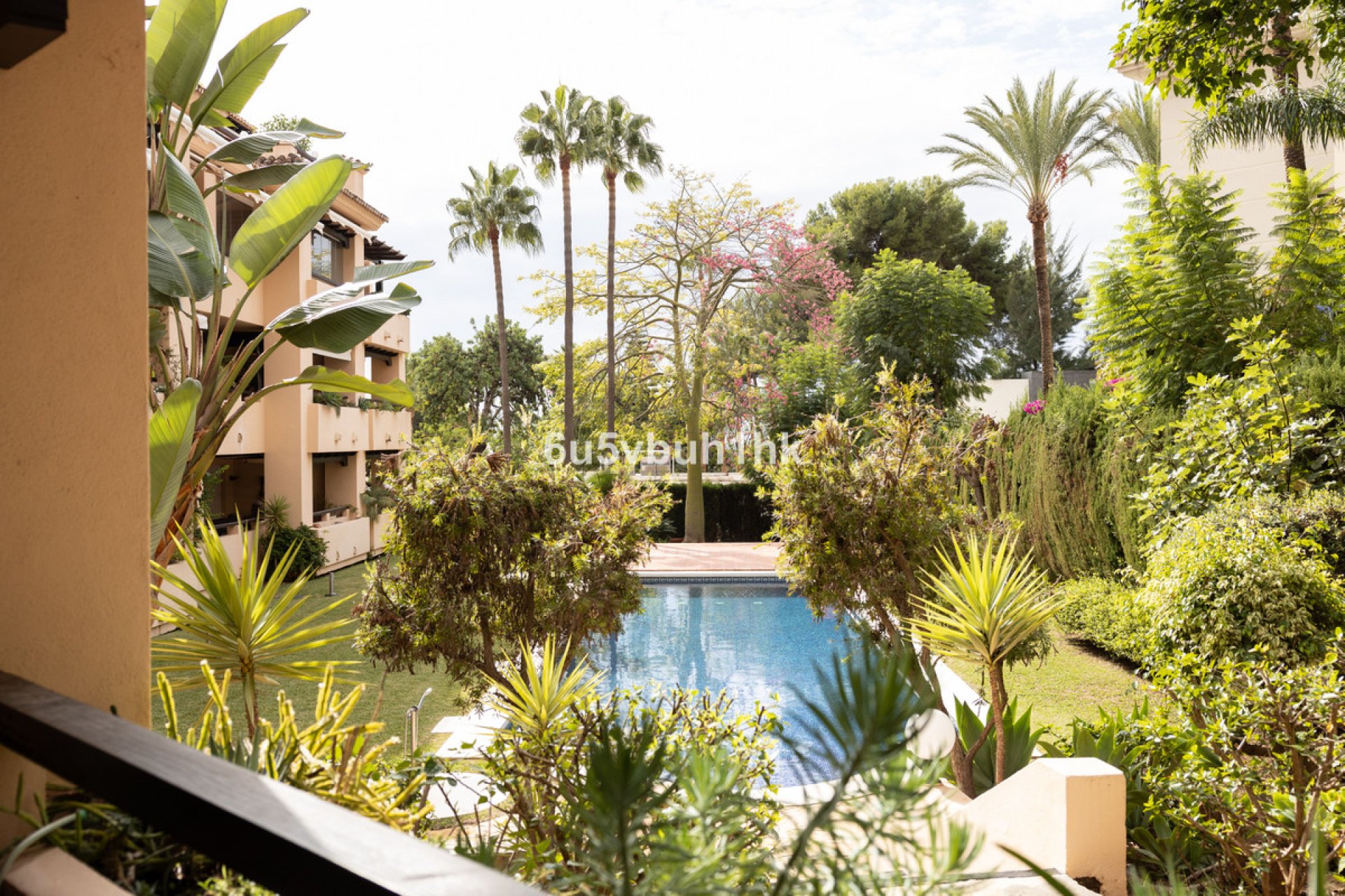 Resale - Apartment - Ground Floor Apartment - Marbella