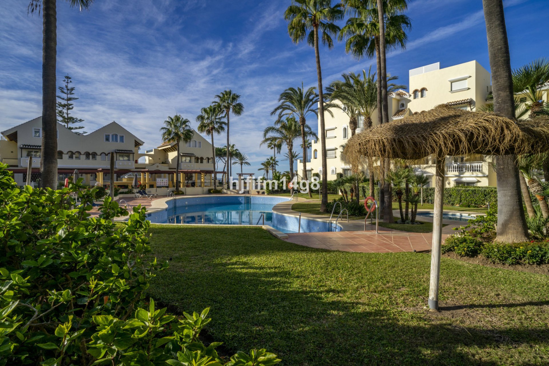 Resale - Apartment - Ground Floor Apartment - Marbella