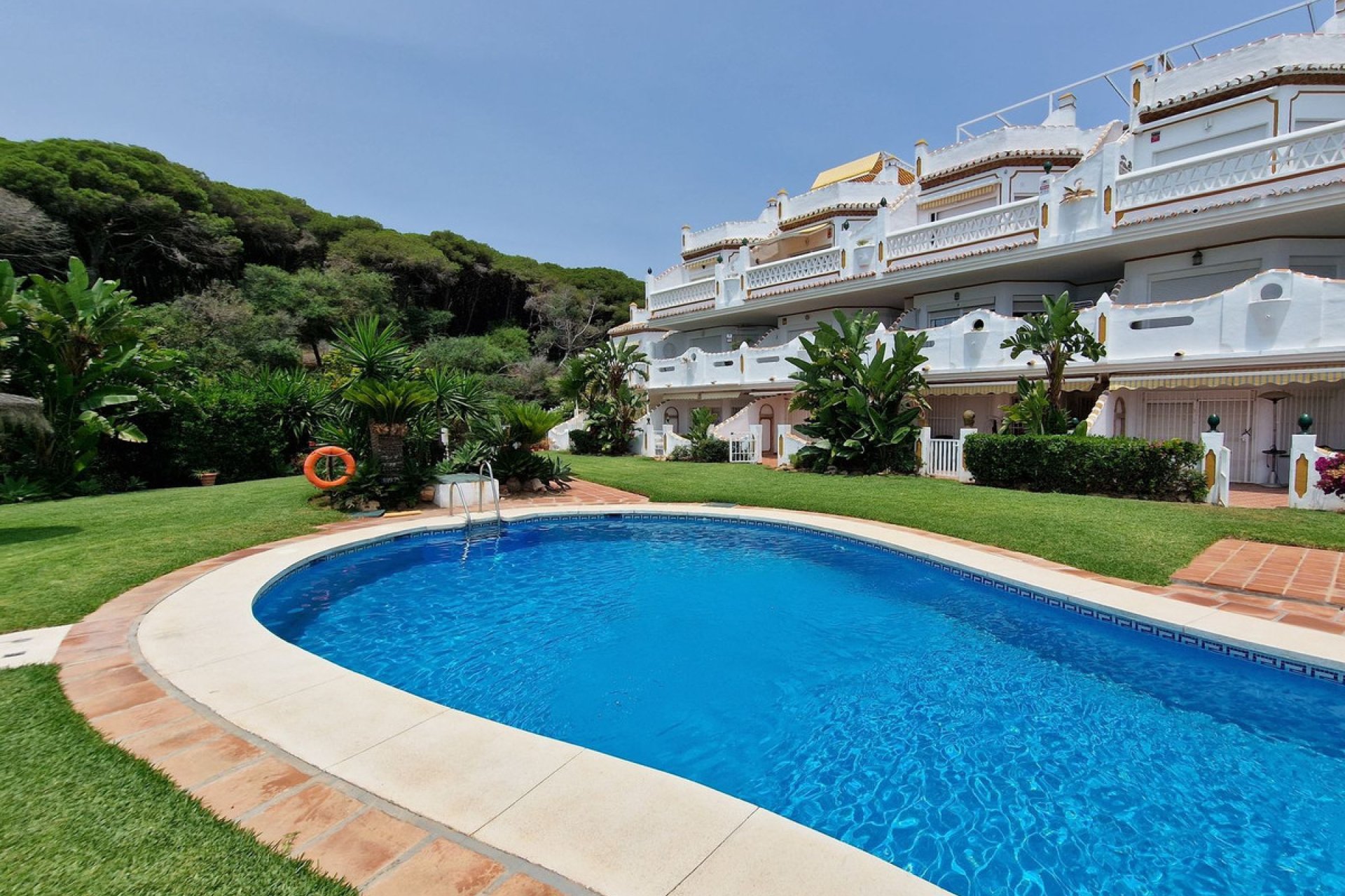 Resale - Apartment - Ground Floor Apartment - Mijas - Calahonda