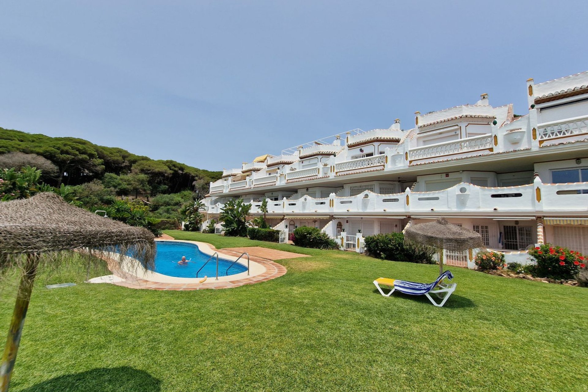 Resale - Apartment - Ground Floor Apartment - Mijas - Calahonda