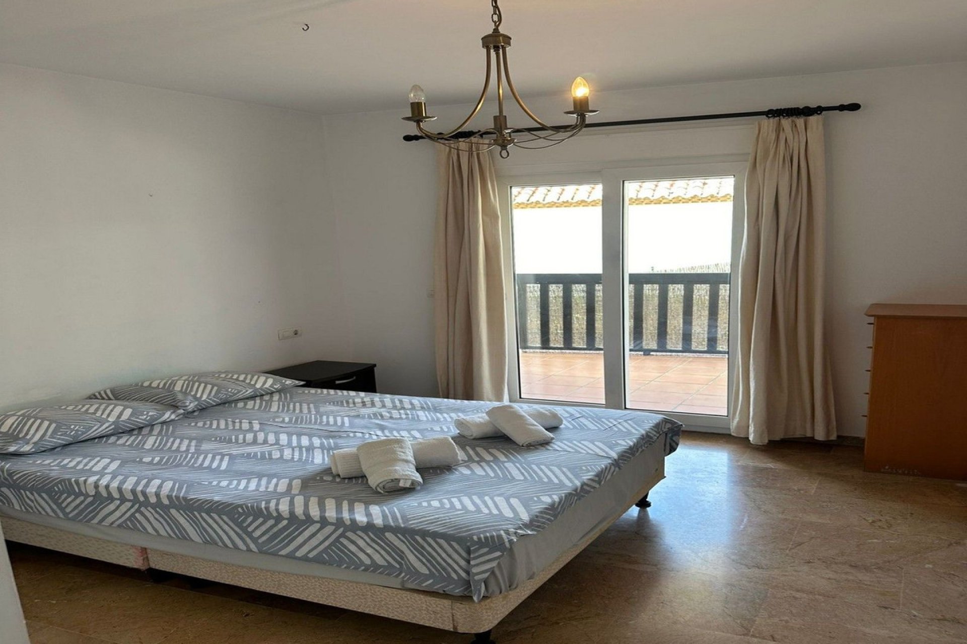 Resale - Apartment - Ground Floor Apartment - Mijas - Calahonda