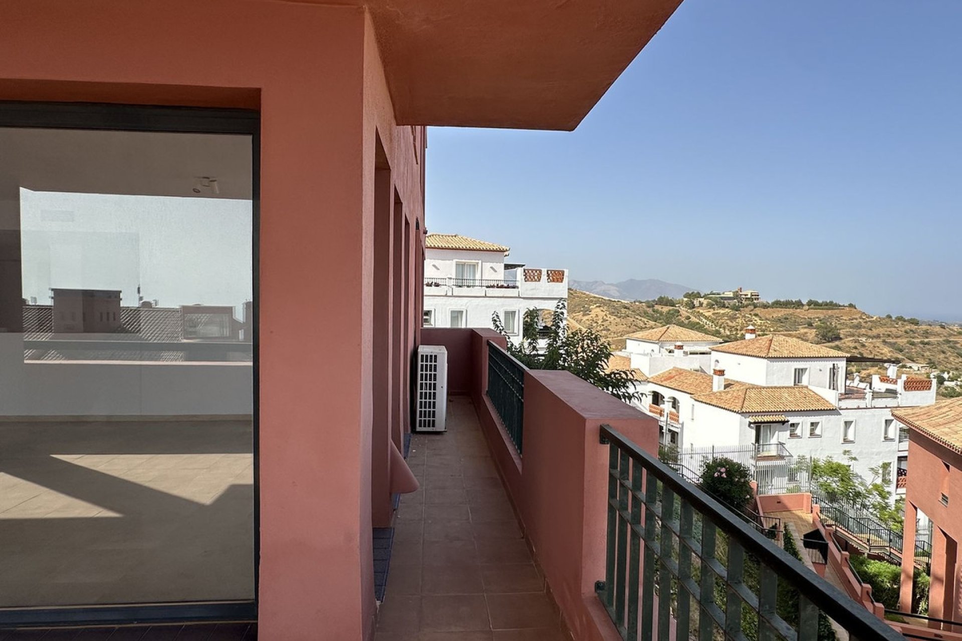 Resale - Apartment - Ground Floor Apartment - Mijas - Calahonda