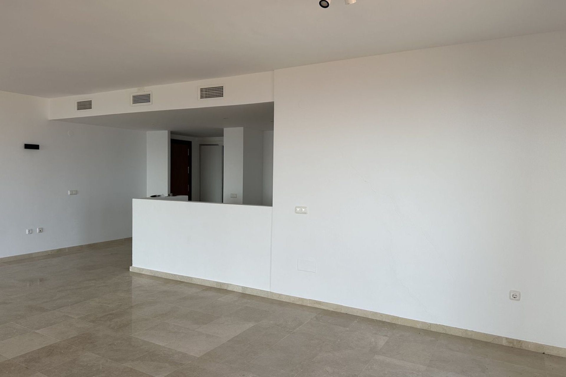 Resale - Apartment - Ground Floor Apartment - Mijas - Calahonda