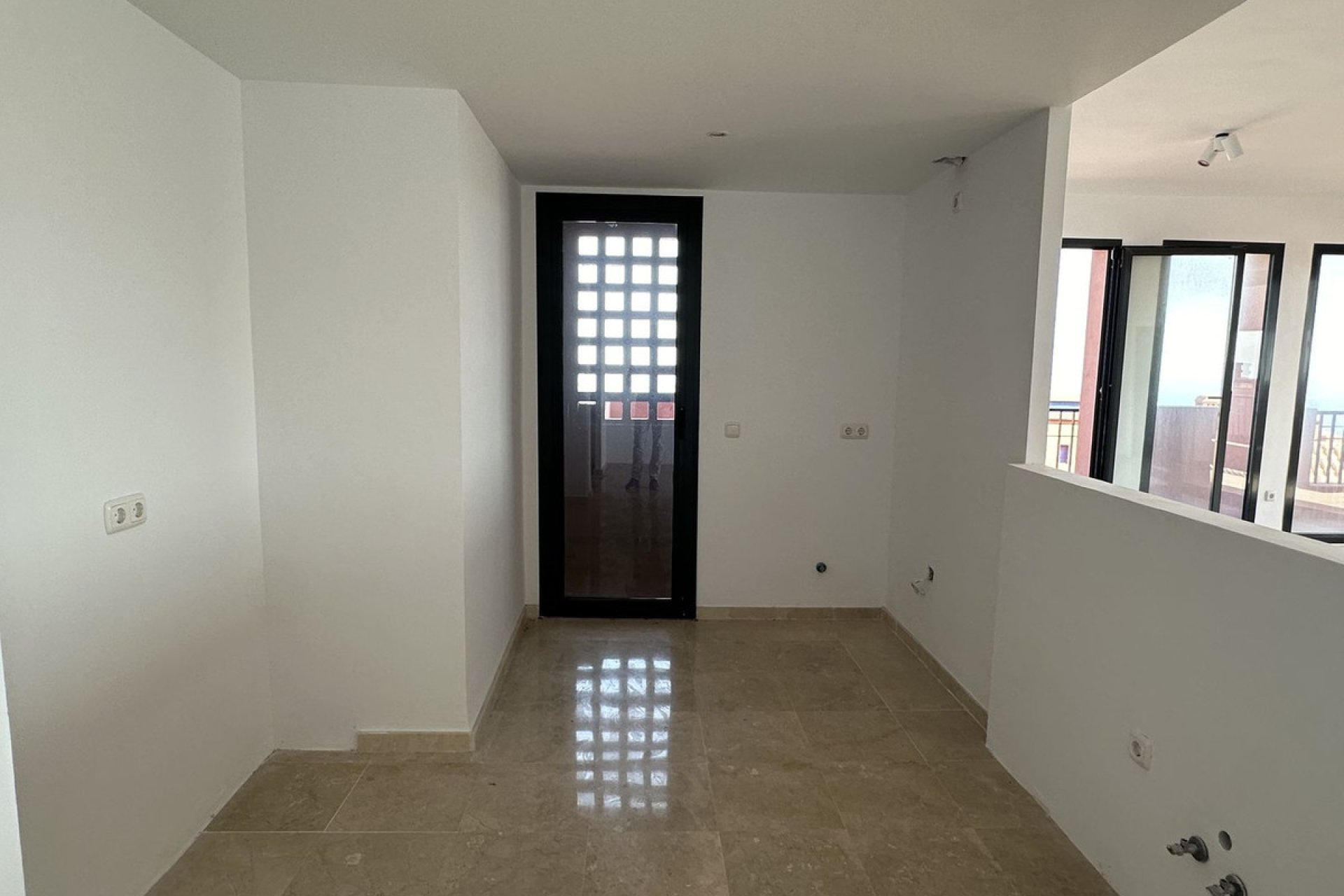 Resale - Apartment - Ground Floor Apartment - Mijas - Calahonda