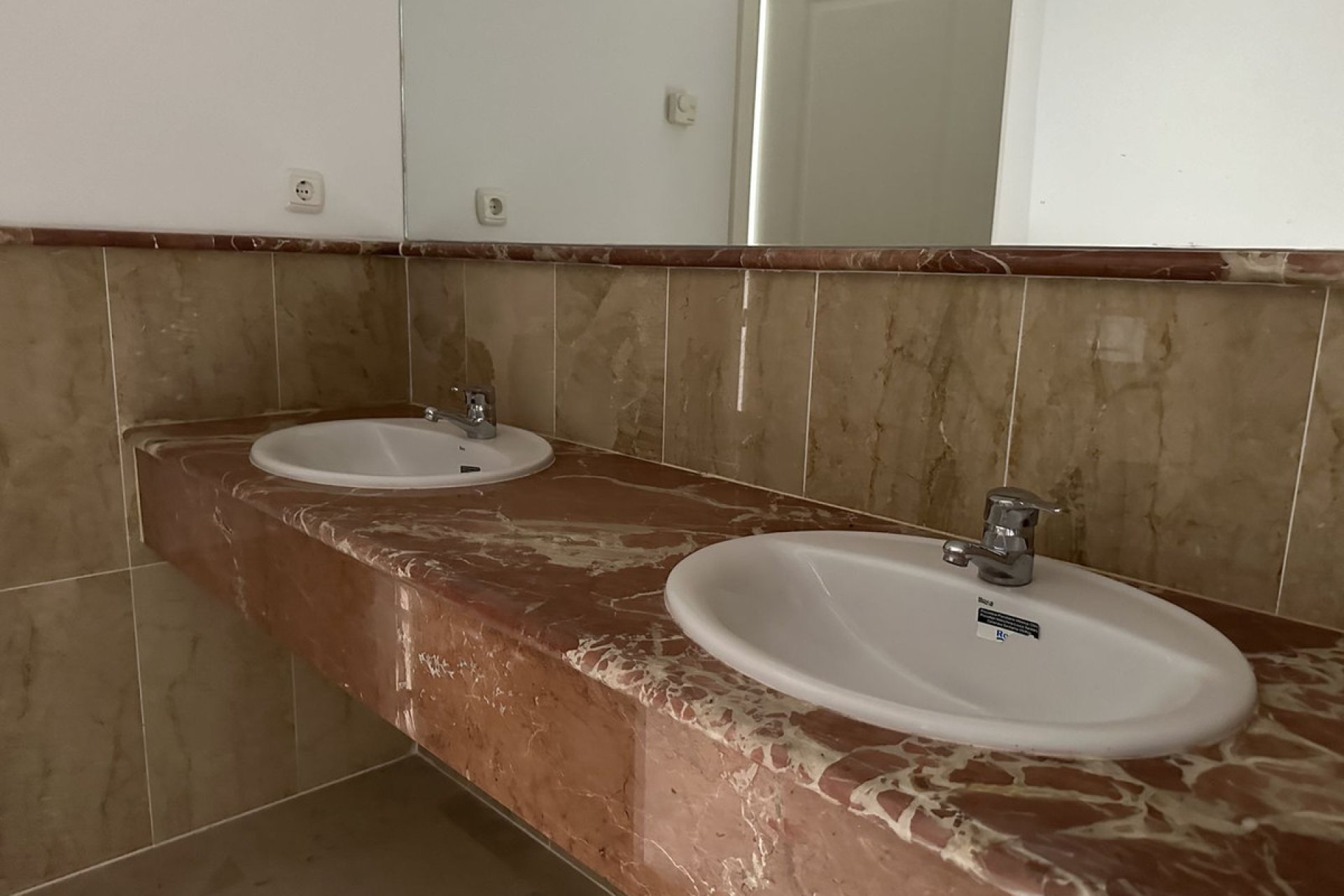 Resale - Apartment - Ground Floor Apartment - Mijas - Calahonda