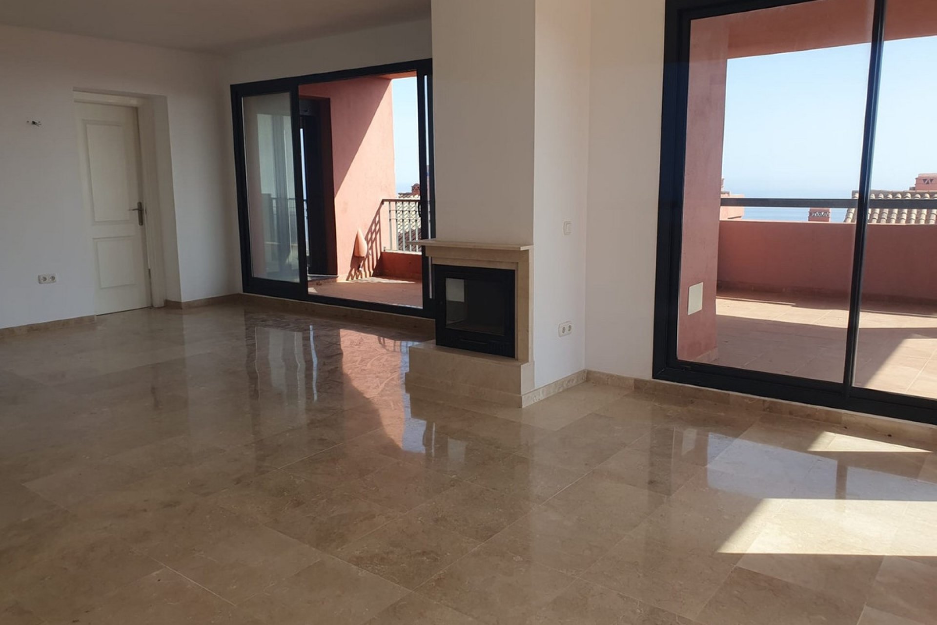 Resale - Apartment - Ground Floor Apartment - Mijas - Calahonda