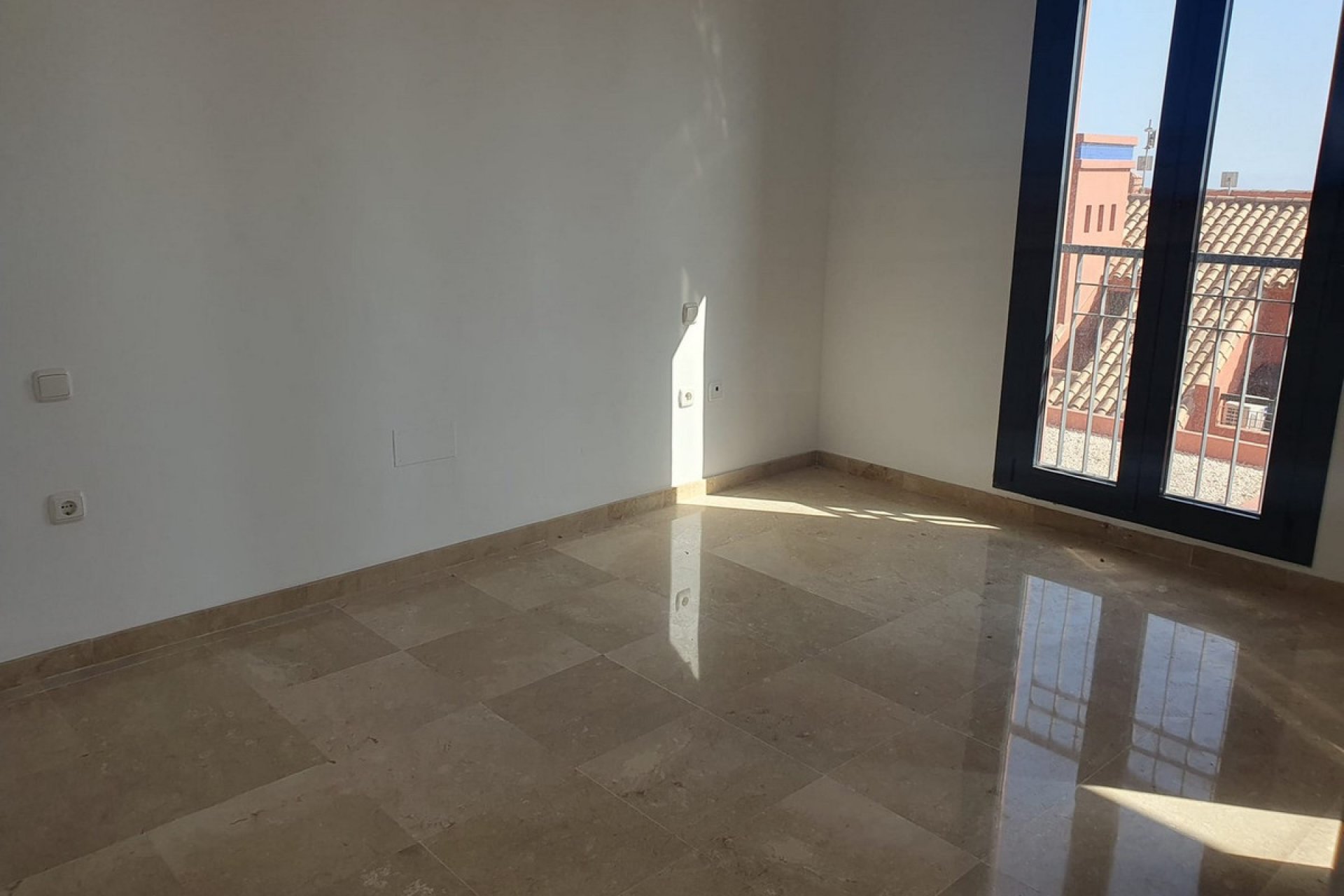 Resale - Apartment - Ground Floor Apartment - Mijas - Calahonda