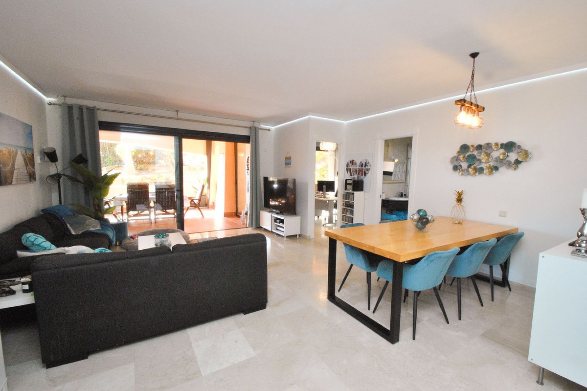 Resale - Apartment - Ground Floor Apartment - Mijas - Calahonda