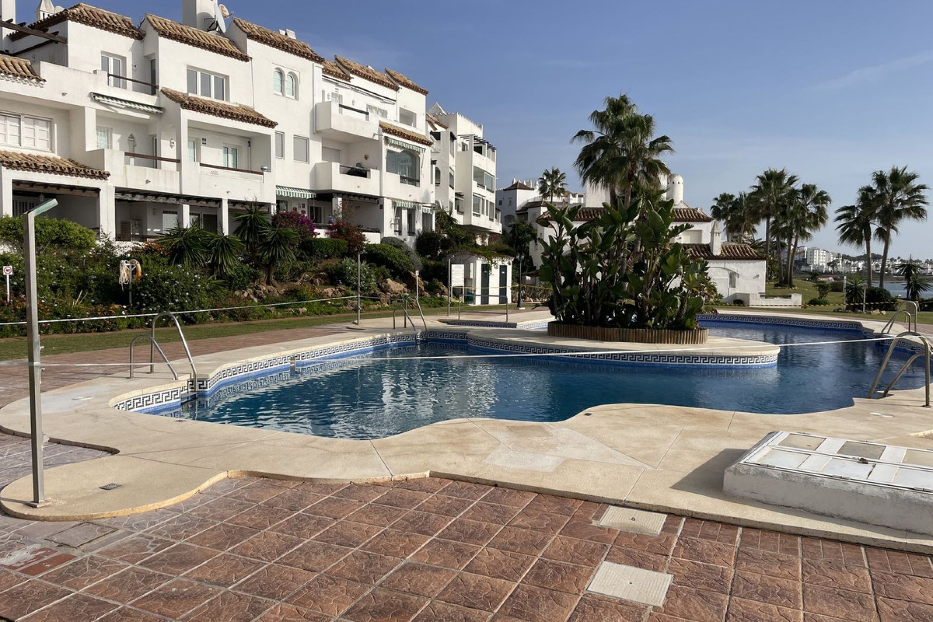 Resale - Apartment - Ground Floor Apartment - Mijas - Calahonda