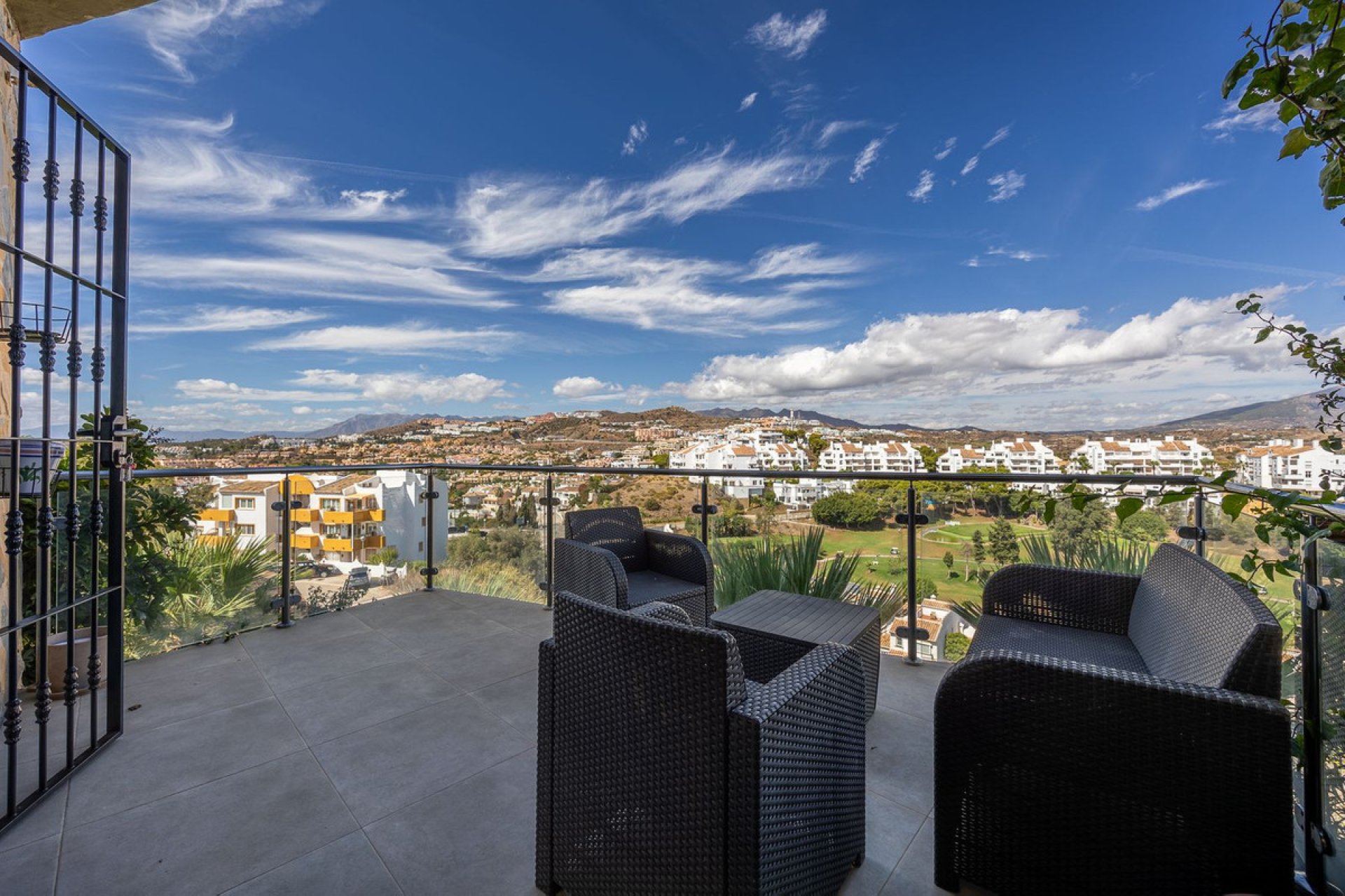 Resale - Apartment - Ground Floor Apartment - Mijas - Riviera Del Sol