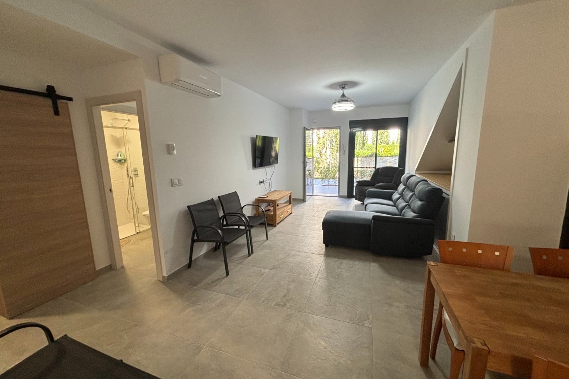 Resale - Apartment - Lo Pagan