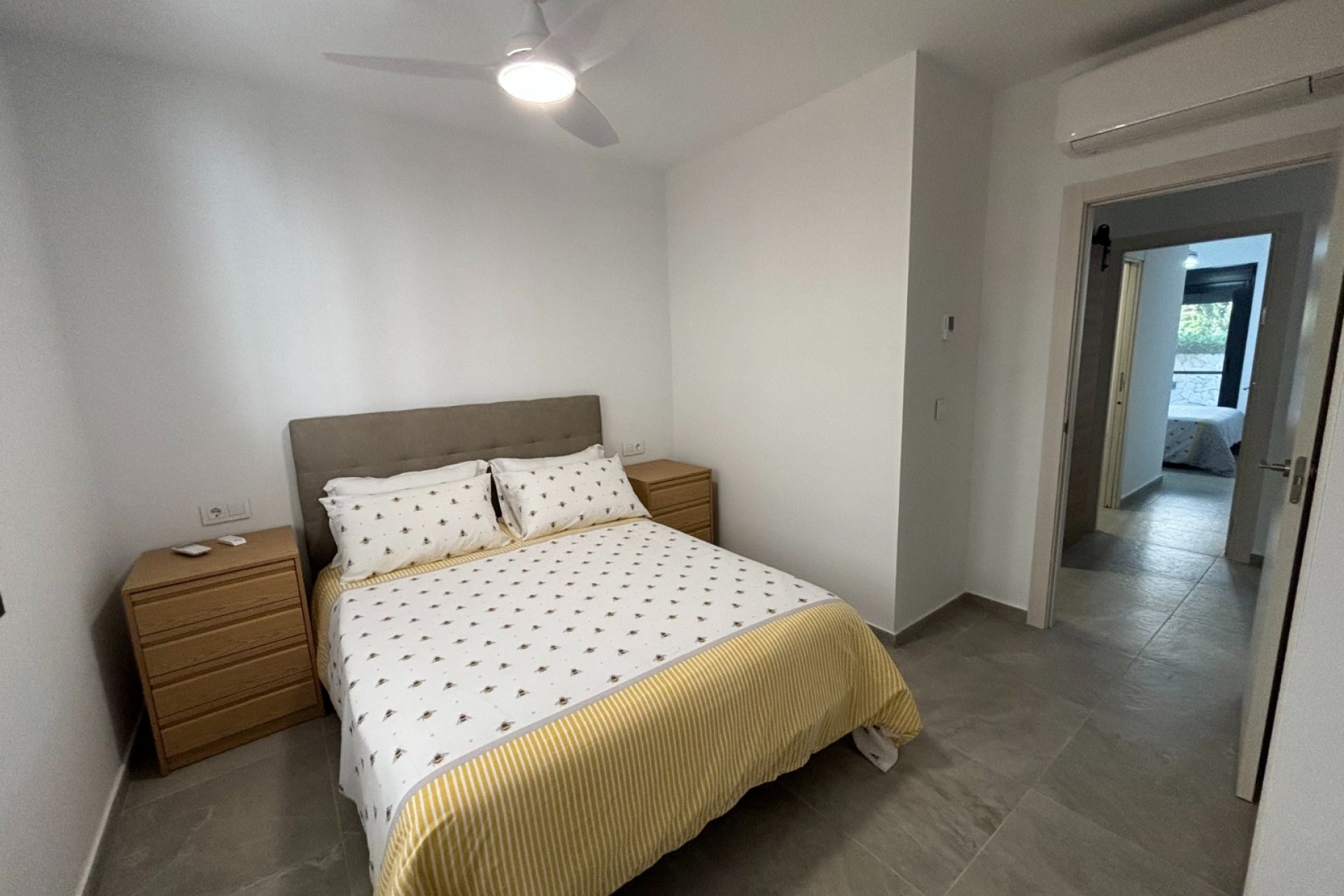 Resale - Apartment - Lo Pagan