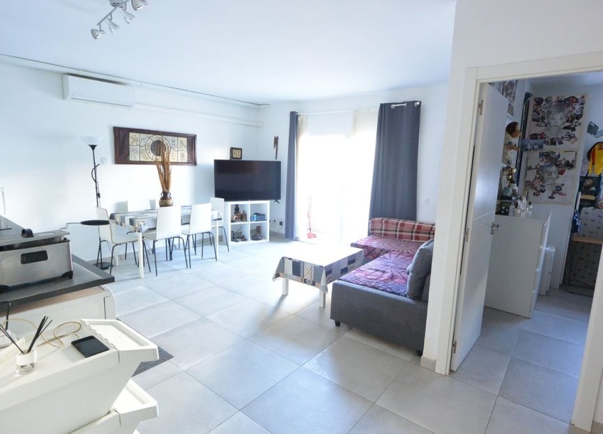 Resale - Apartment - Marbella