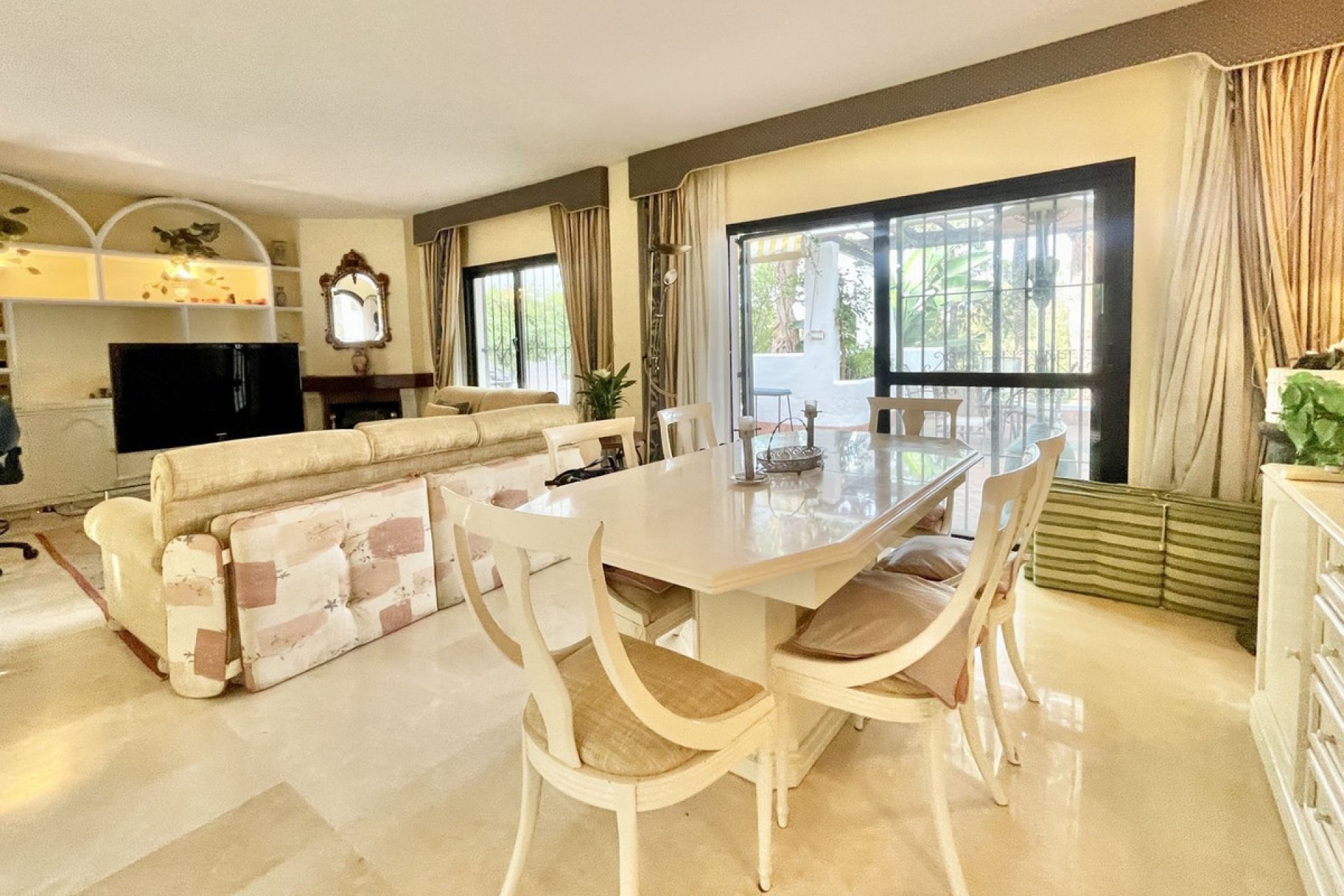 Resale - Apartment - Marbella