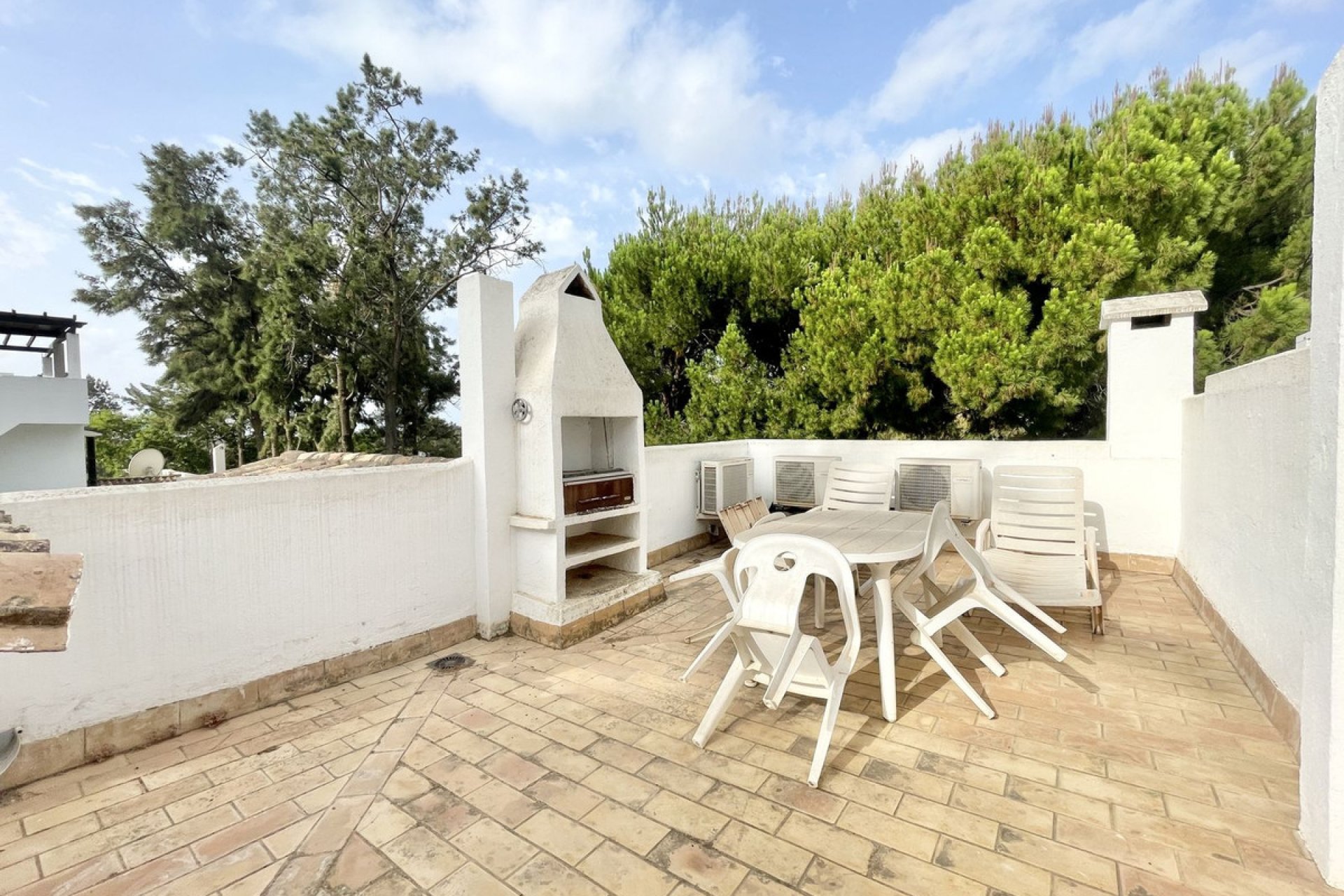 Resale - Apartment - Marbella