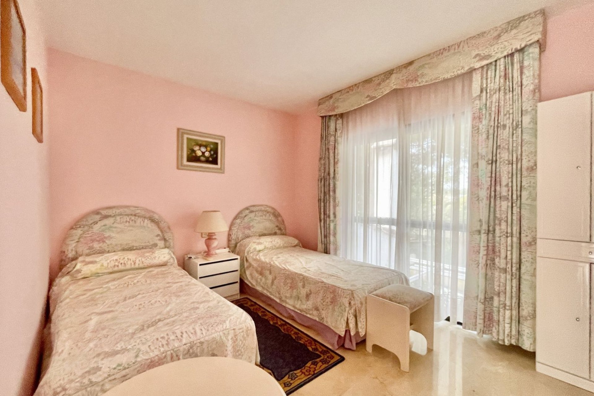 Resale - Apartment - Marbella