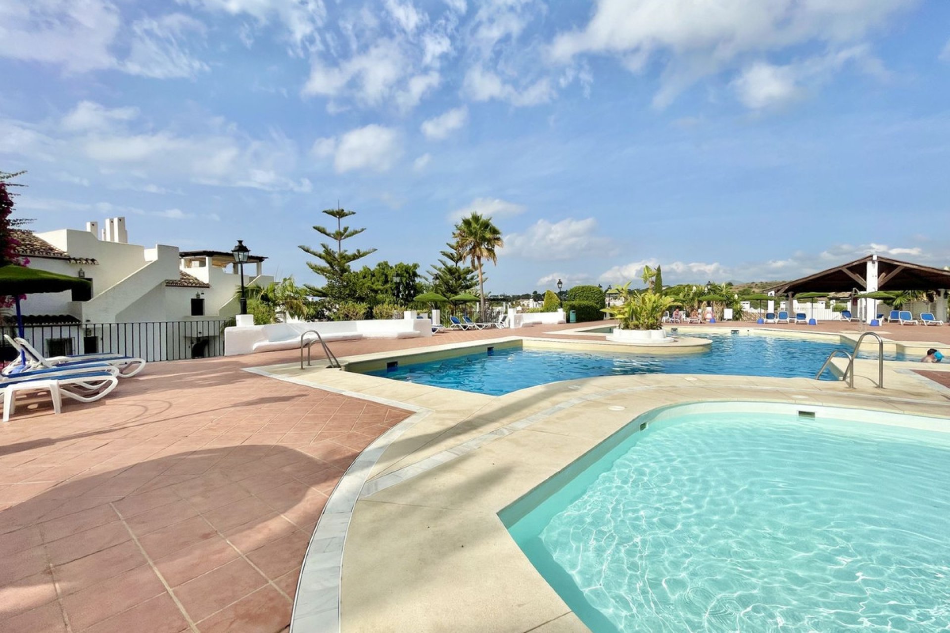 Resale - Apartment - Marbella