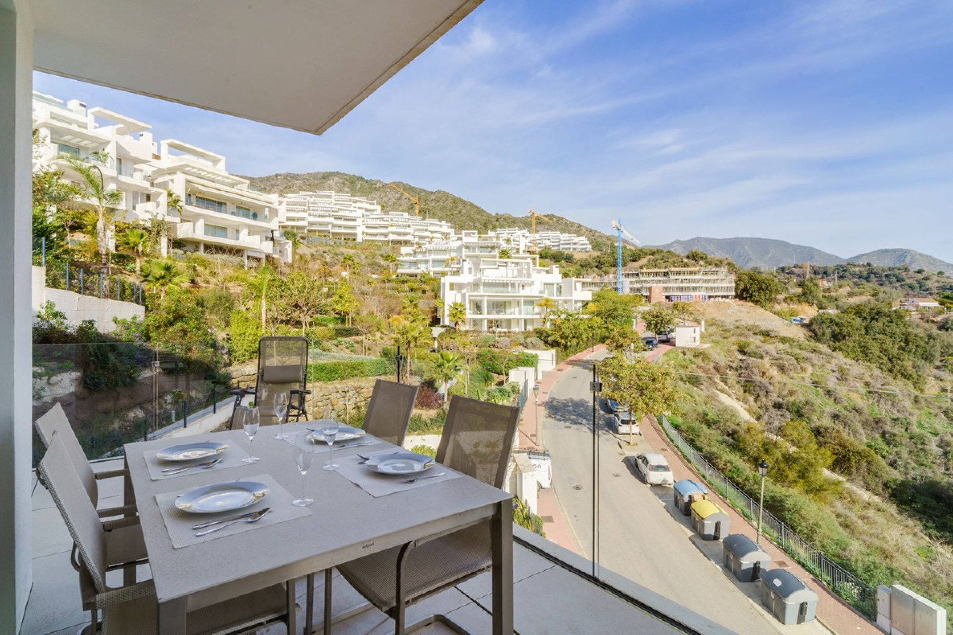 Resale - Apartment - Marbella