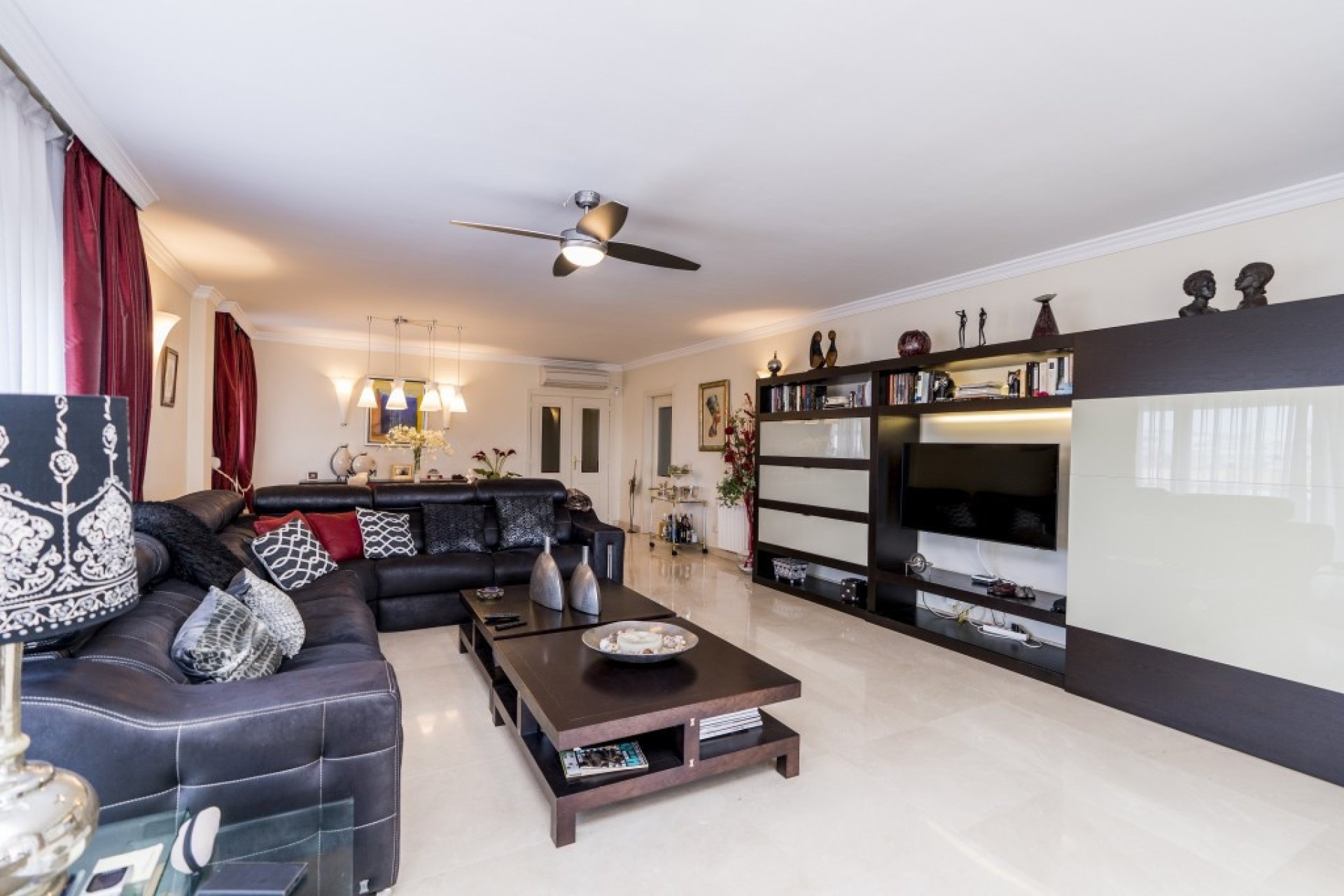 Resale - Apartment - Marbella