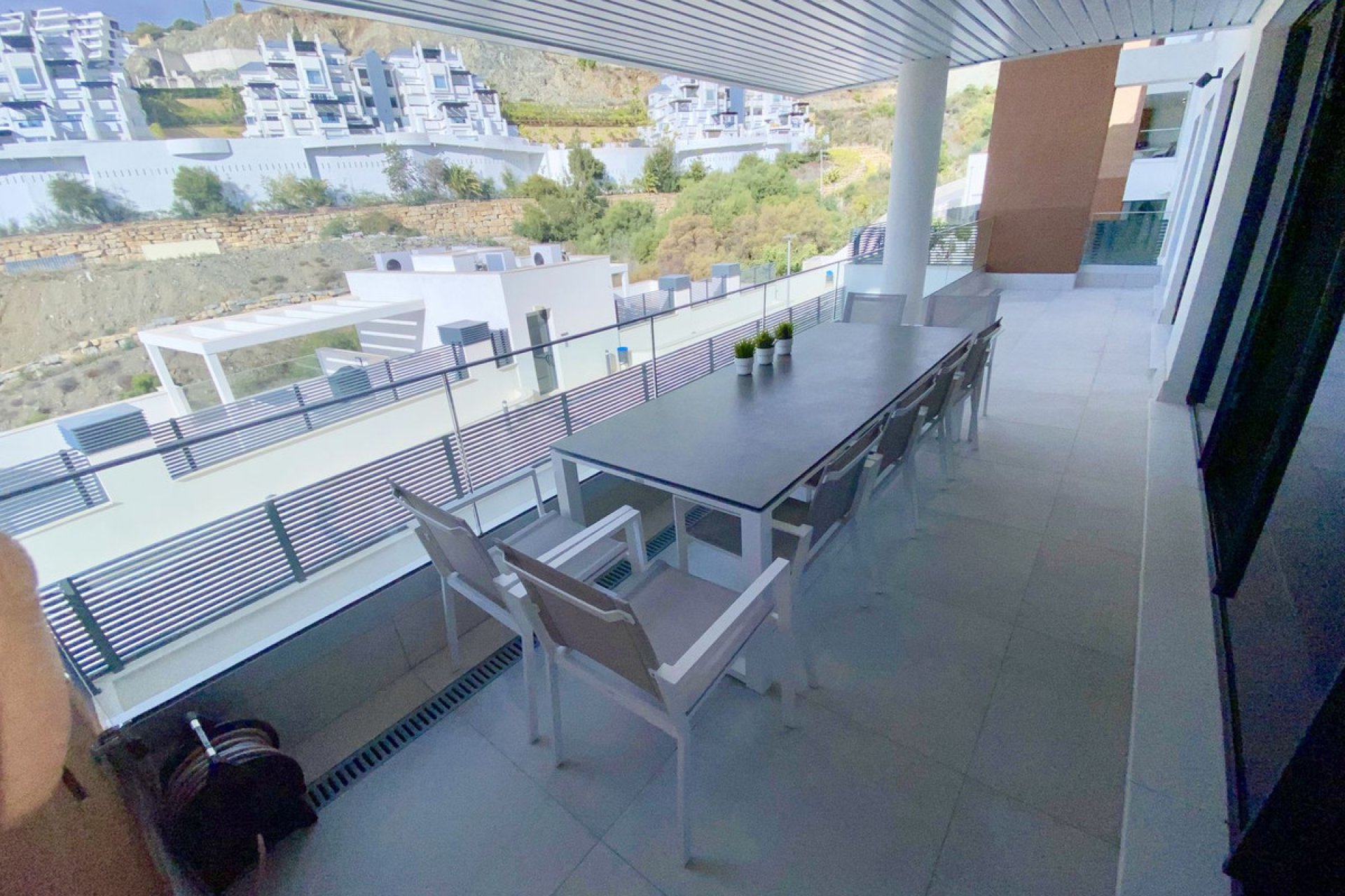 Resale - Apartment - Middle Floor Apartment - Benahavís - Benahavís Centro